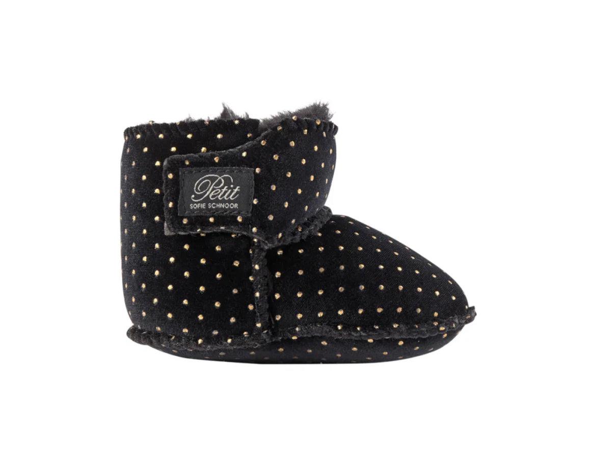 Petit by Sofie Schnoor baby sko med sorte og guldprikker.