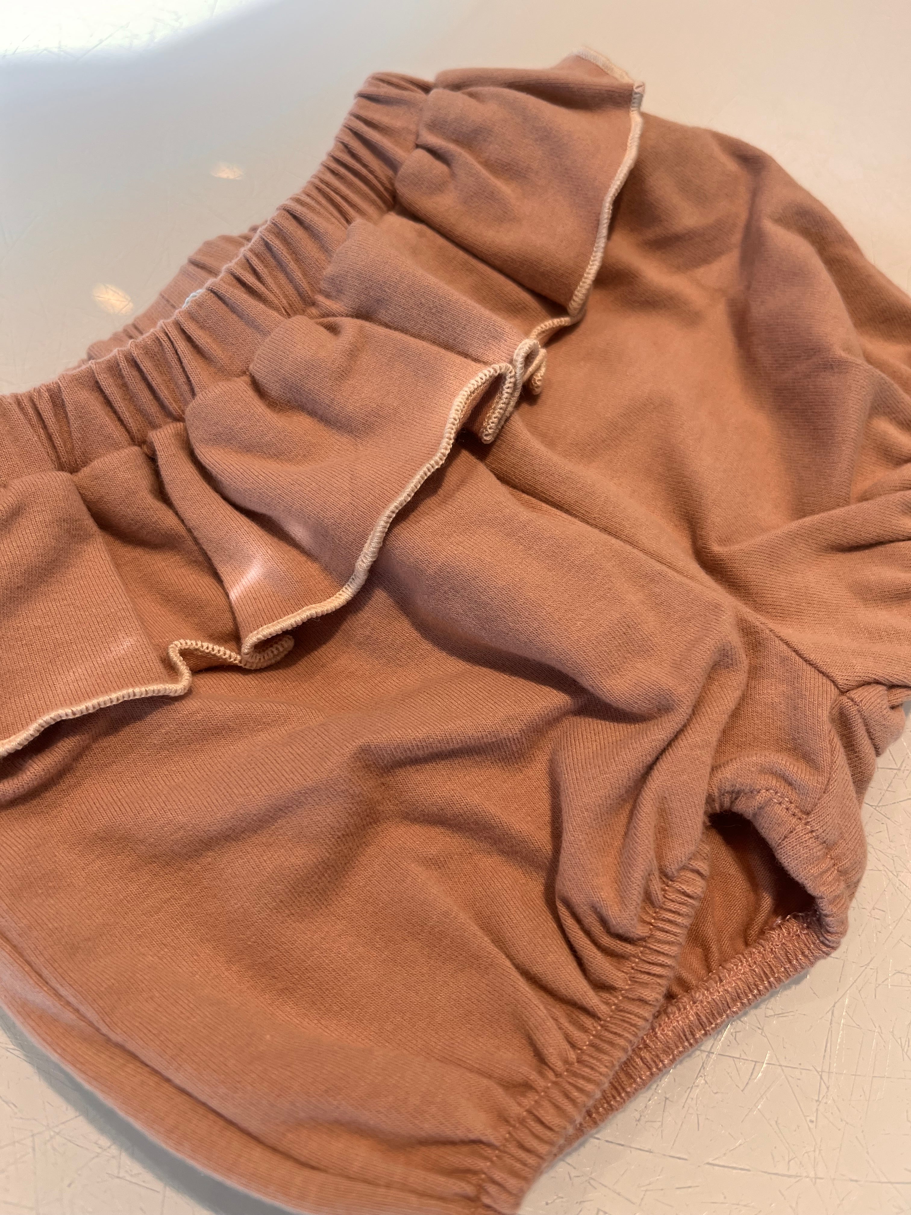 Willow Ruffle Bloomers -49 med legende flæsedesign.