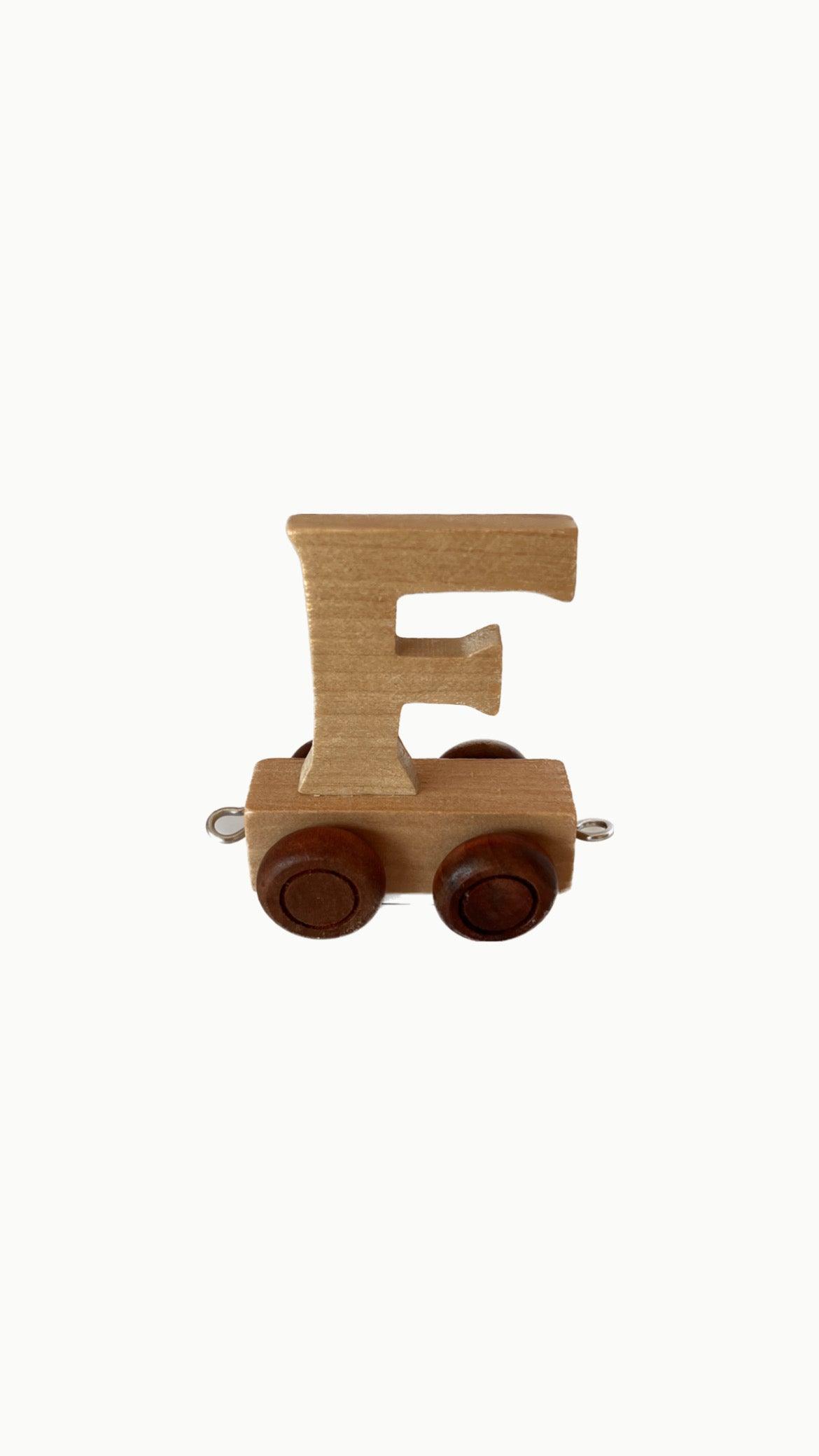 Bogstaver i træ - Damernes Outlet