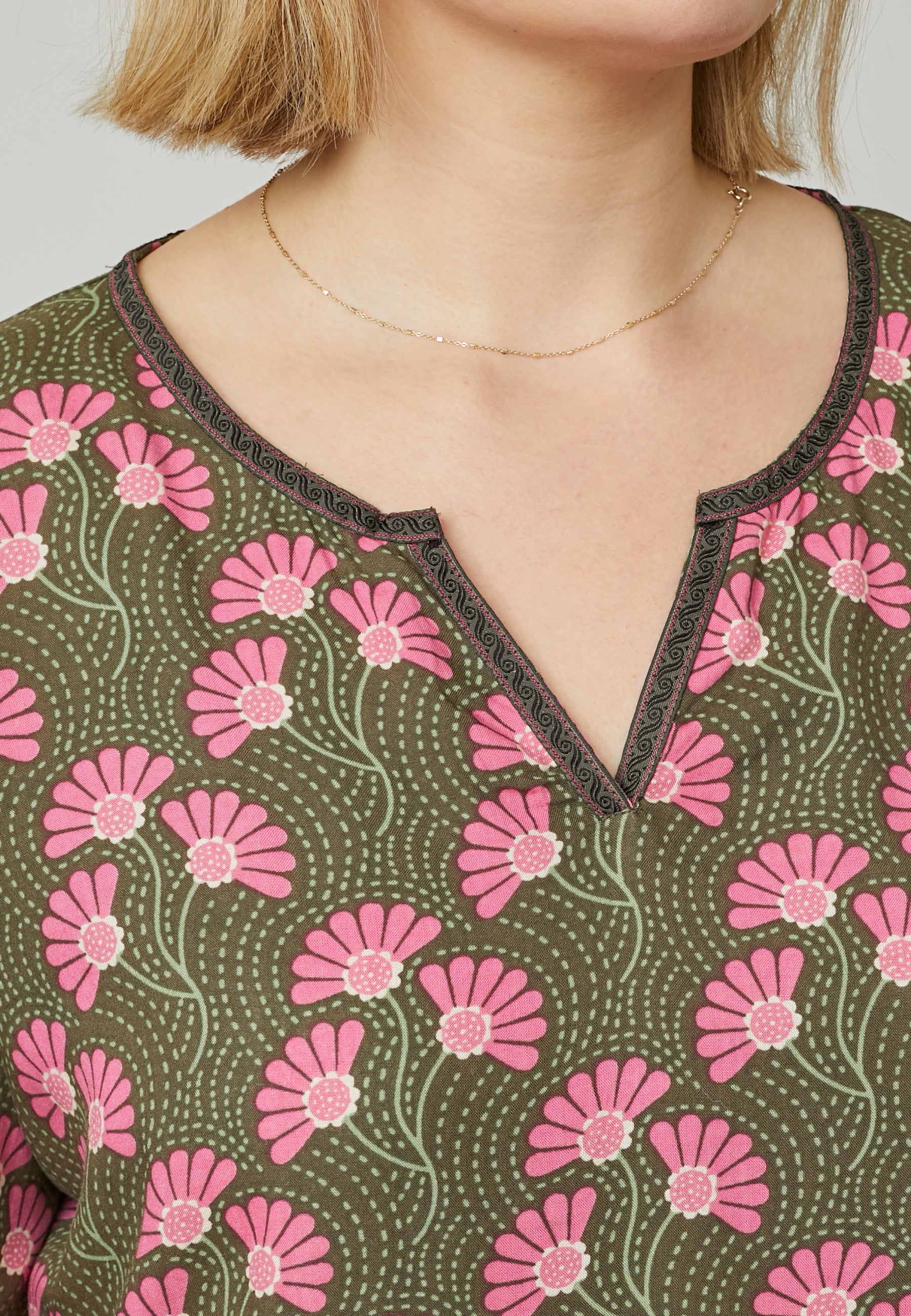 Adia ADFiva Bluser 3506 Khaki Green