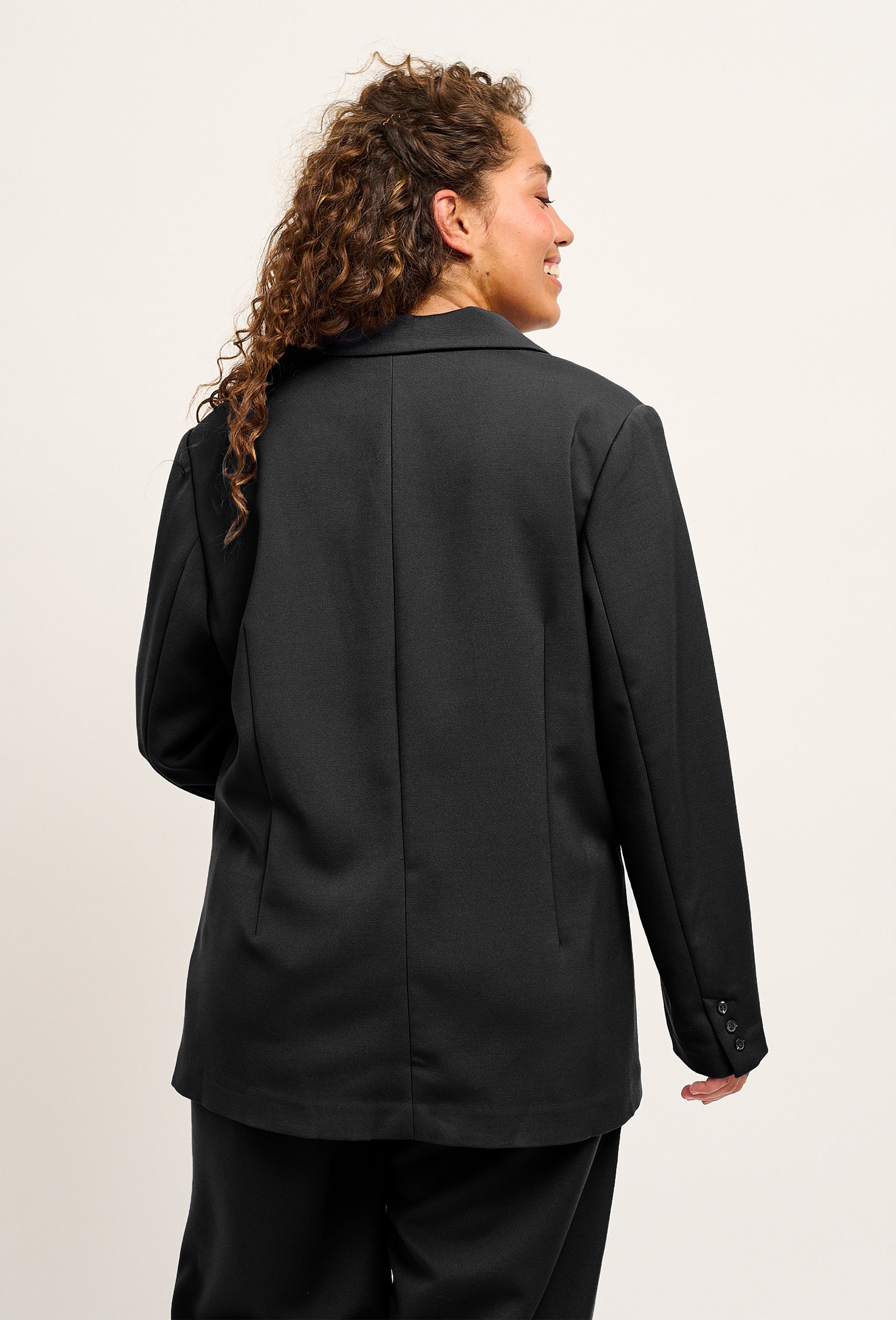 Adia ADSalima Jakker 9998 Black