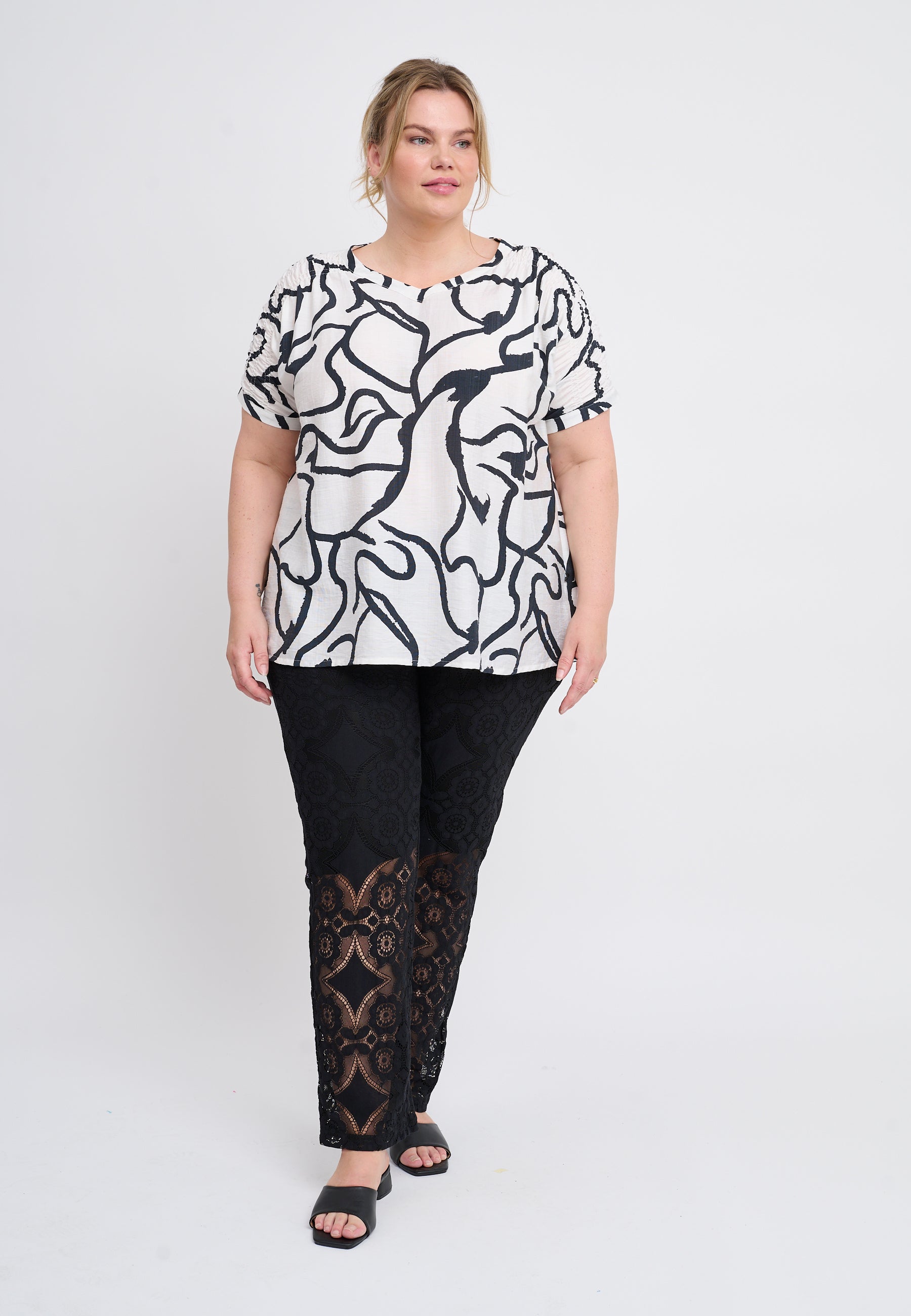 Adia ADTula Bluser 9999 BLACK