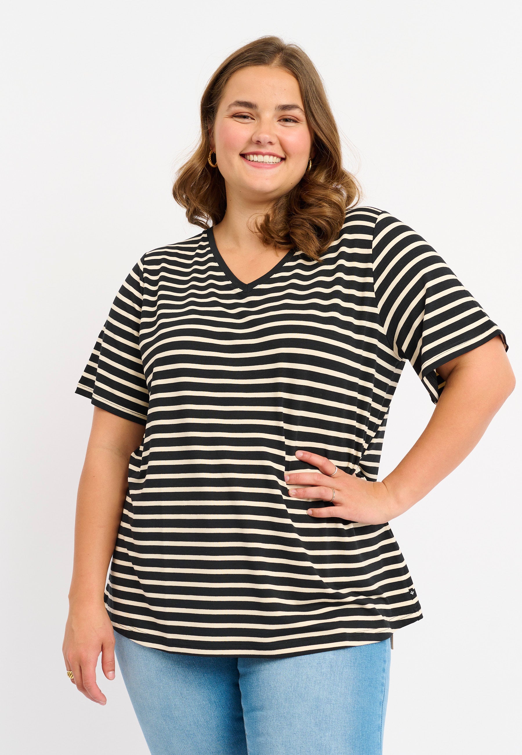 Adia ADVira Bluser 9999 BLACK