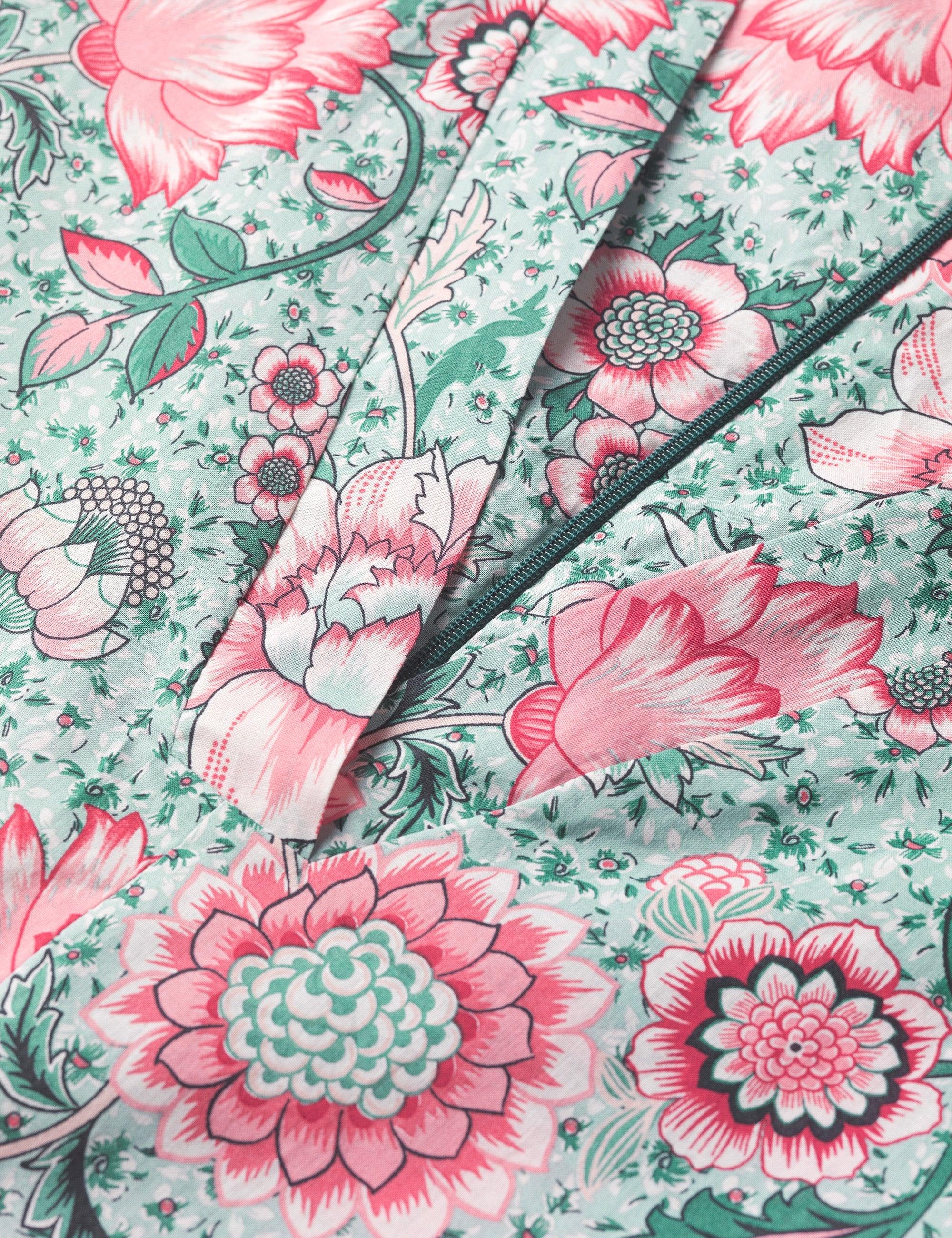 Asia kjole i grøn blomsterprint - Damernes Outlet