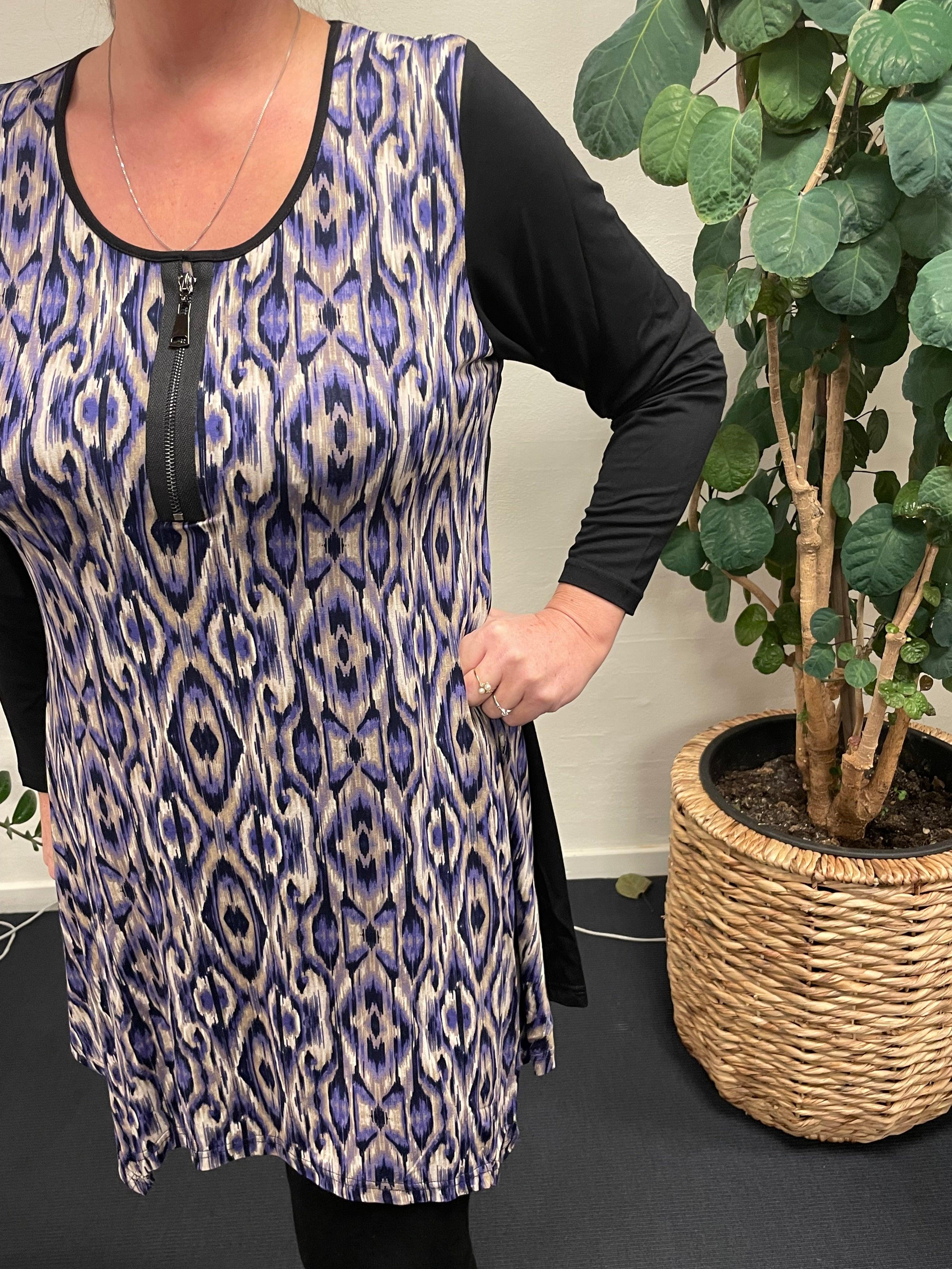 Pronto woman - LisG mønstret tunika med lynlås.