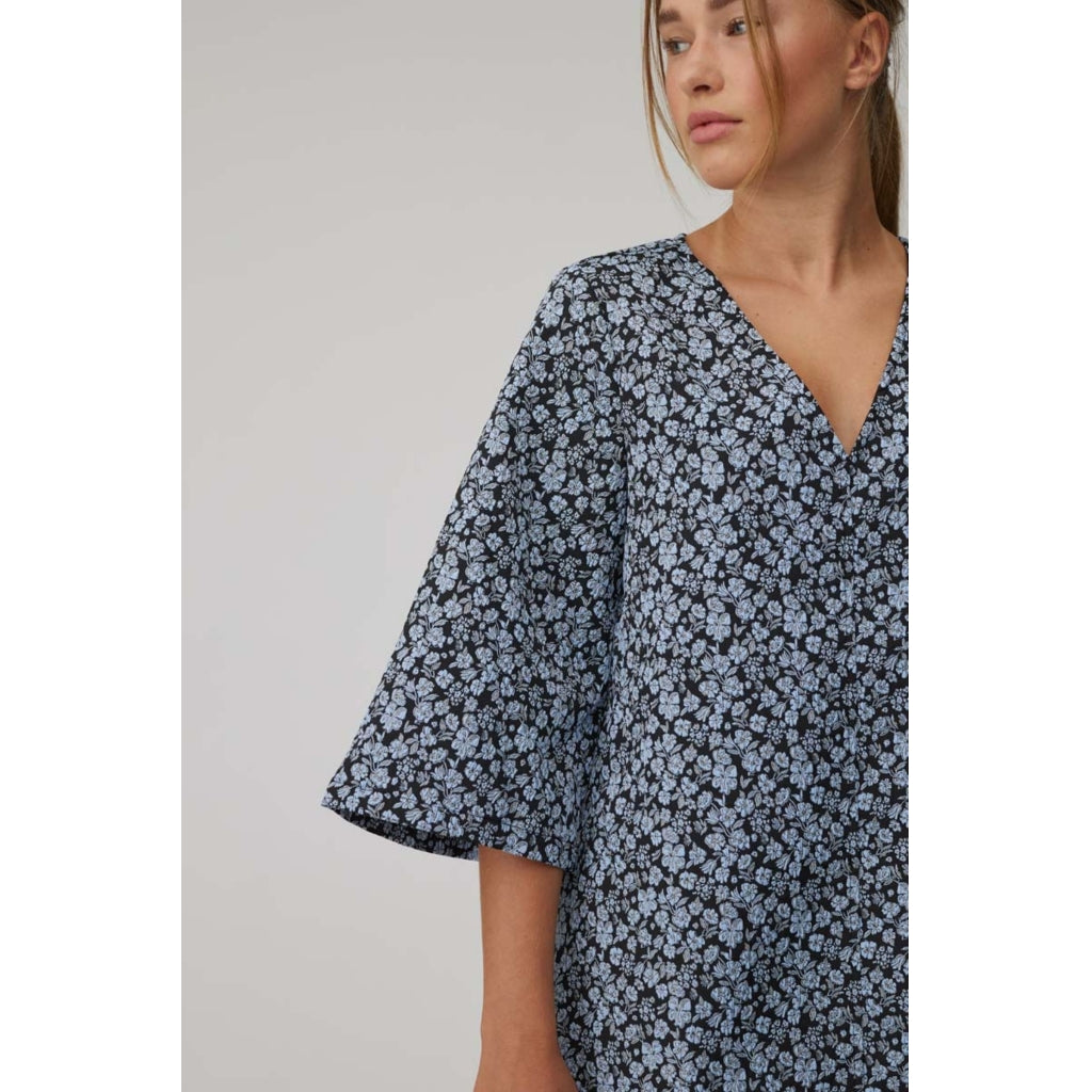 A-View Bikka dress Dress Black/blue