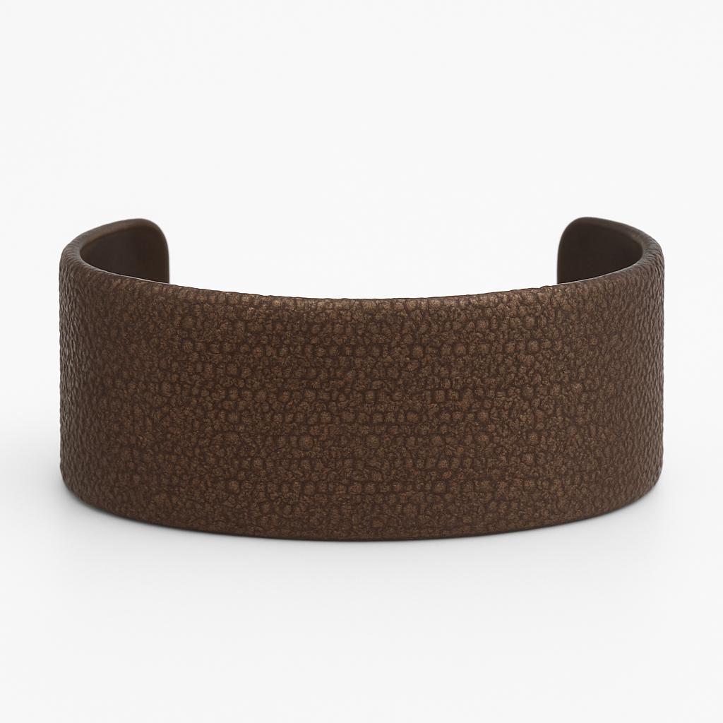 Dansk smykkekunst armbånd 7C5111-1, elegant og sofistikeret.