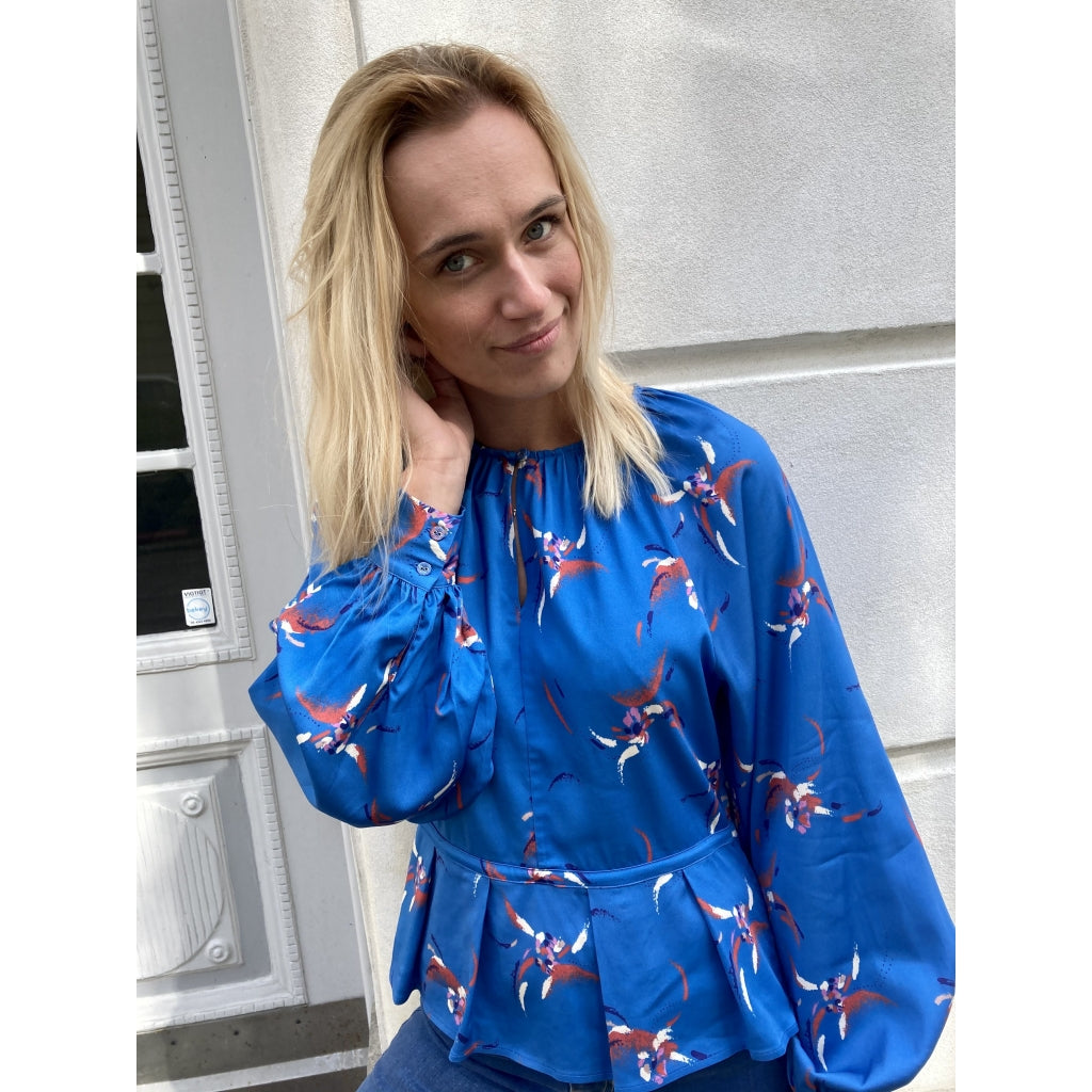 Custommade Chipo blouse Skjorter og bluser Dutch blue