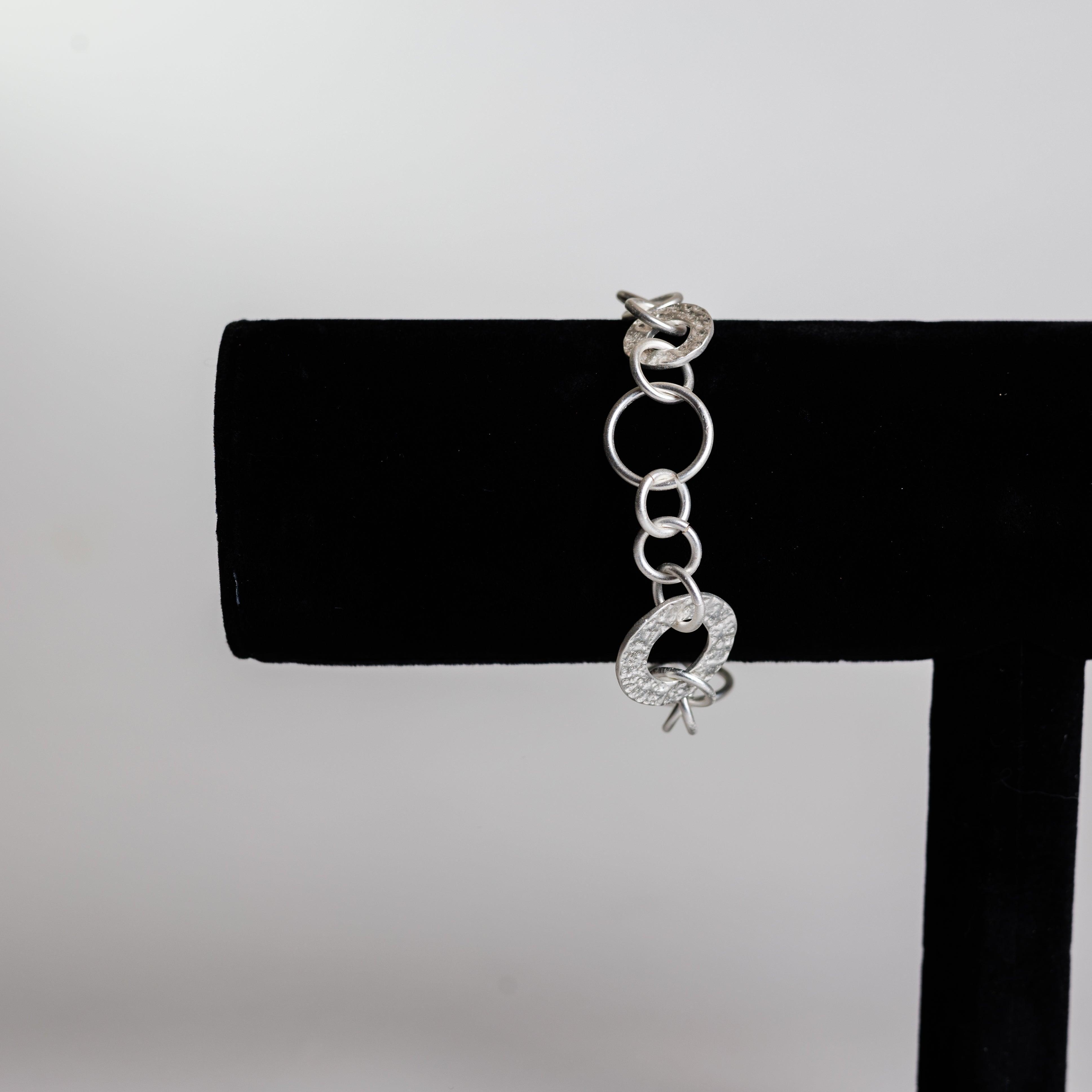 Dansk smykkekunst armbånd - 7C5399/7C5340 - Damernes Outlet