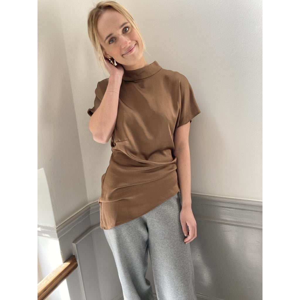 NORR Eva top Skjorter og bluser Brown