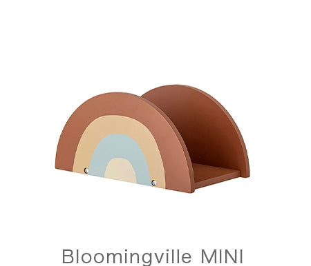 Bloomingville Shelf Dave hylde i regnbueform på hvid baggrund.