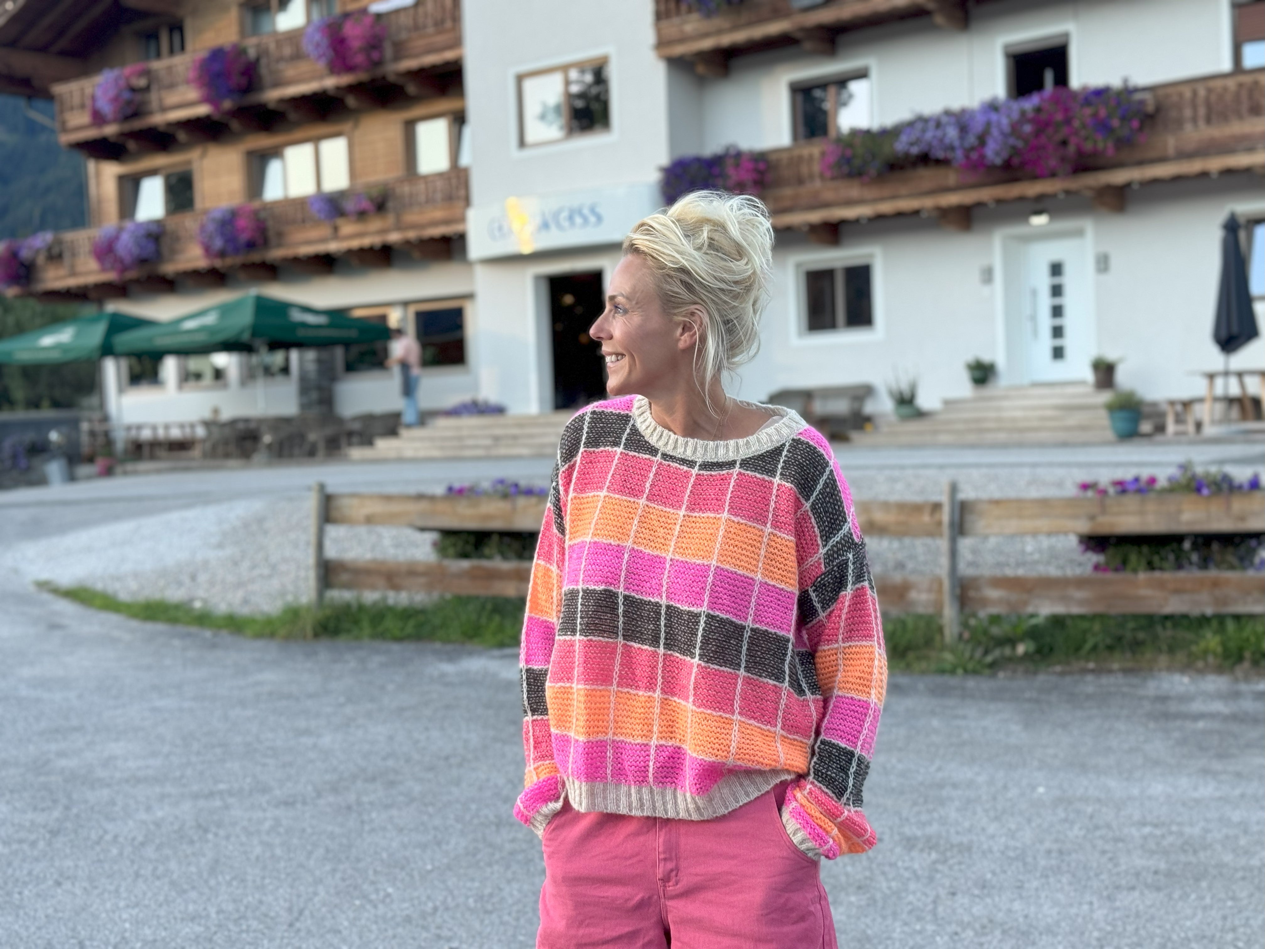 Lind LBRo på Bluser 1300 Taupe