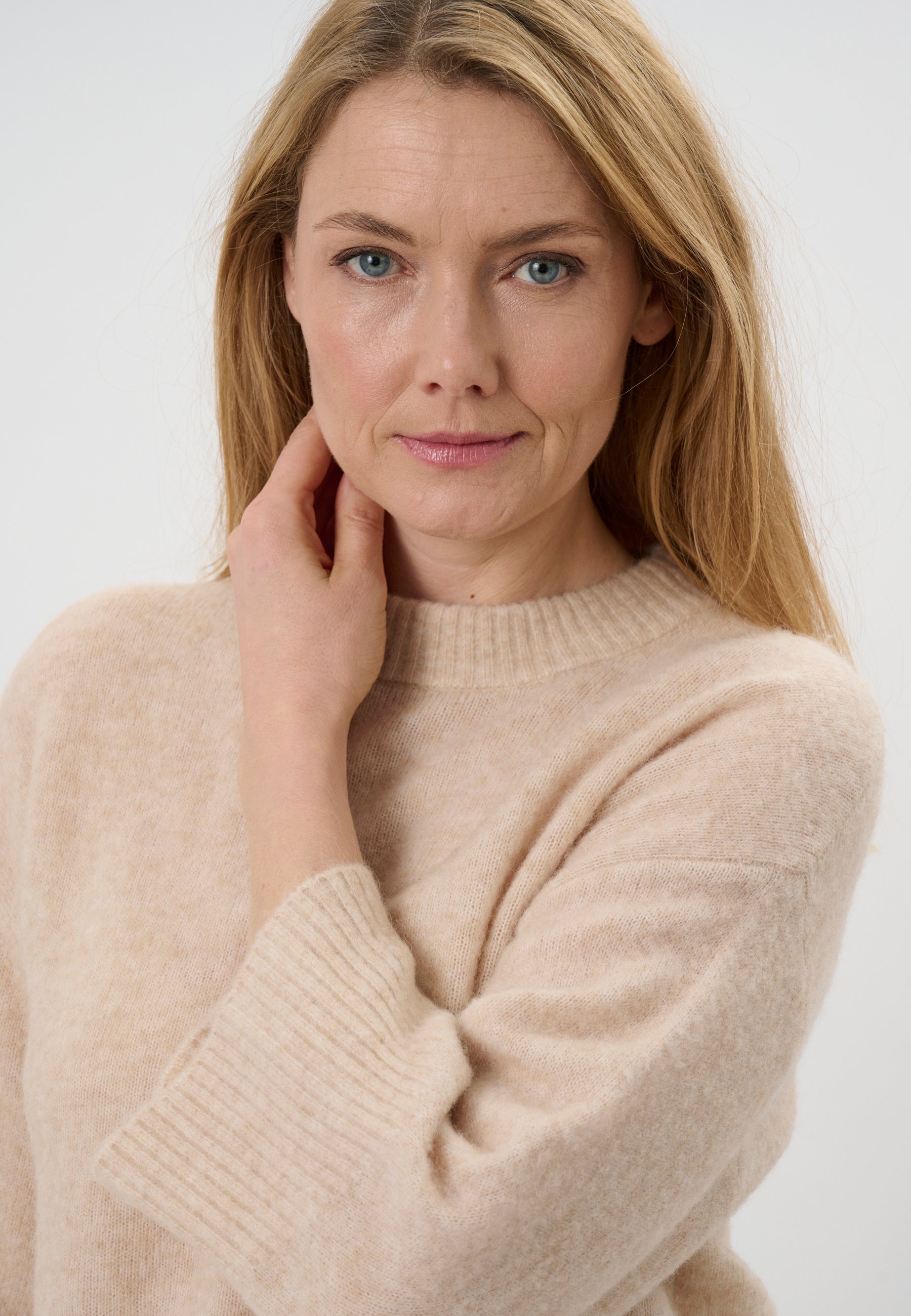 Lind LiAgusta Knit Pullover 1261 Sand Melange