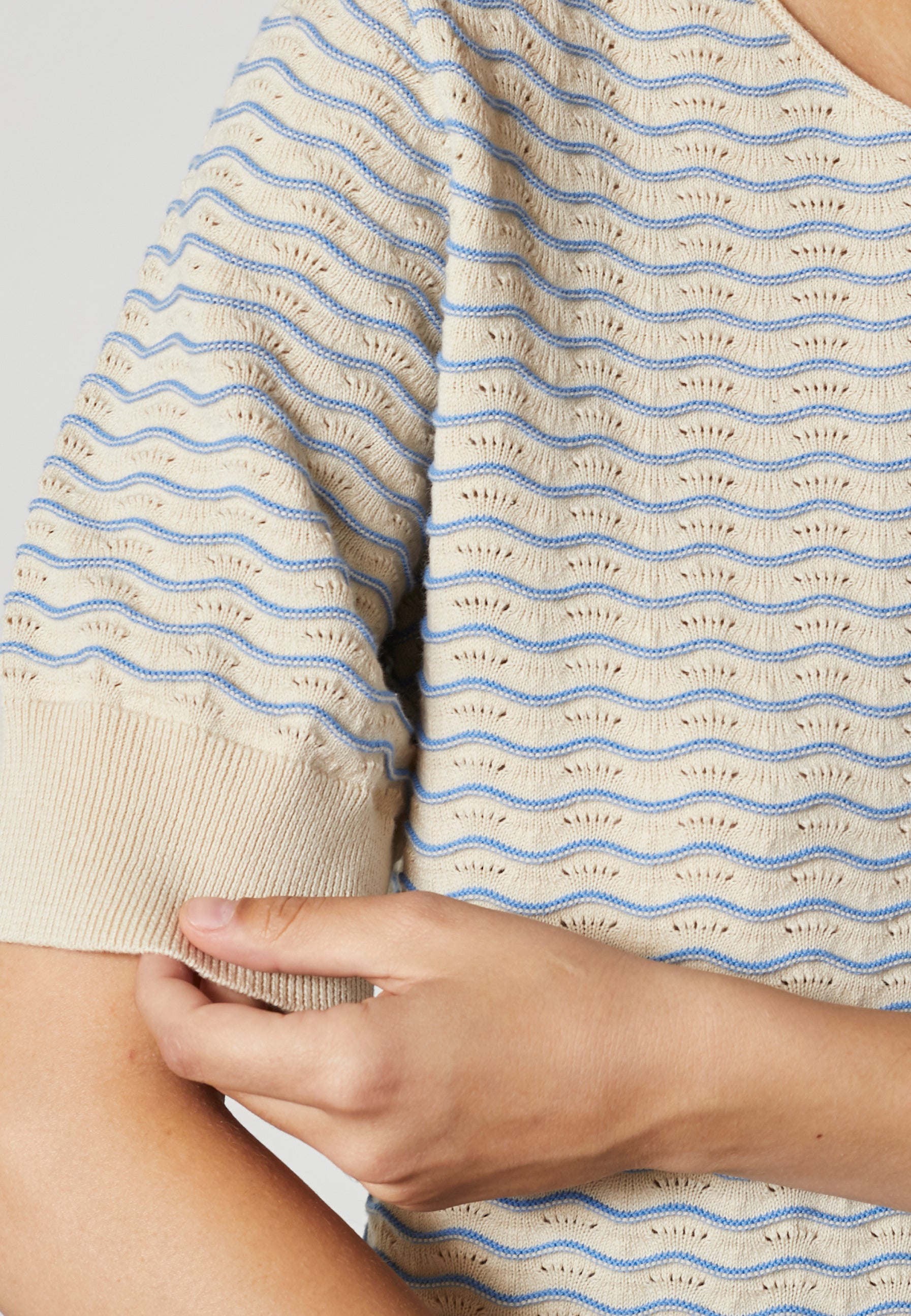 Lind LiBri Knit Pullover 5450 Sky Blue