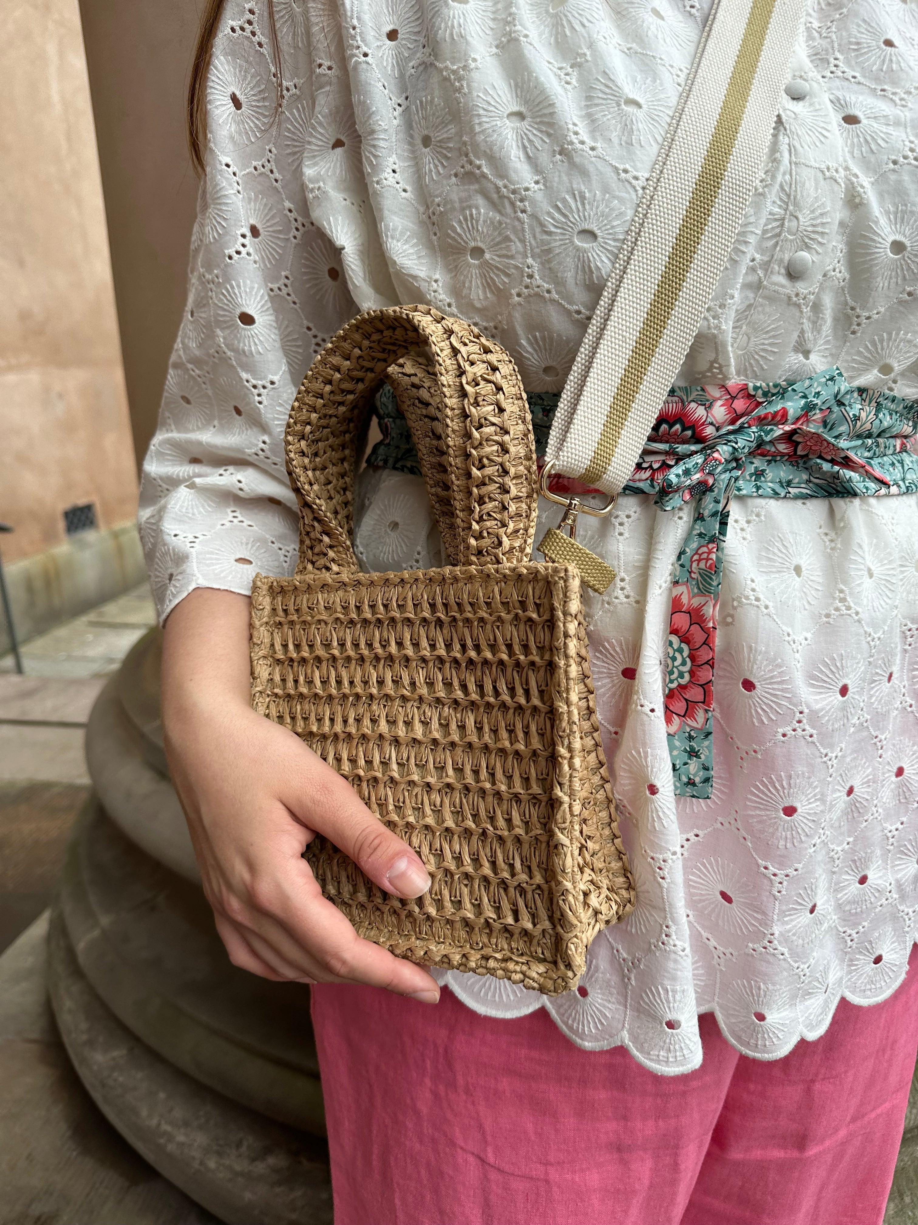 Maisy bluse i hvid broderie anglaise - Damernes Outlet