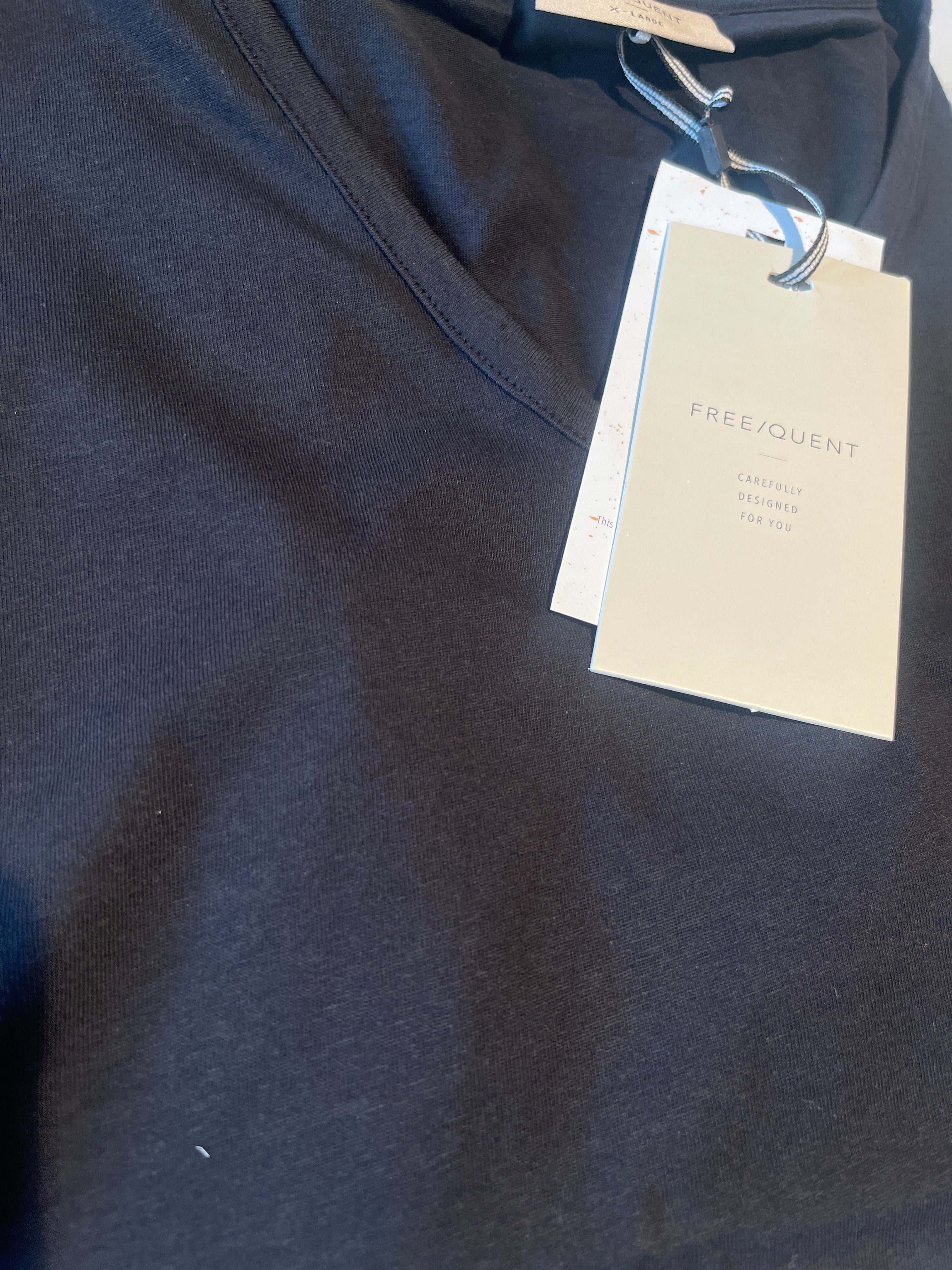Free Quent tee -36