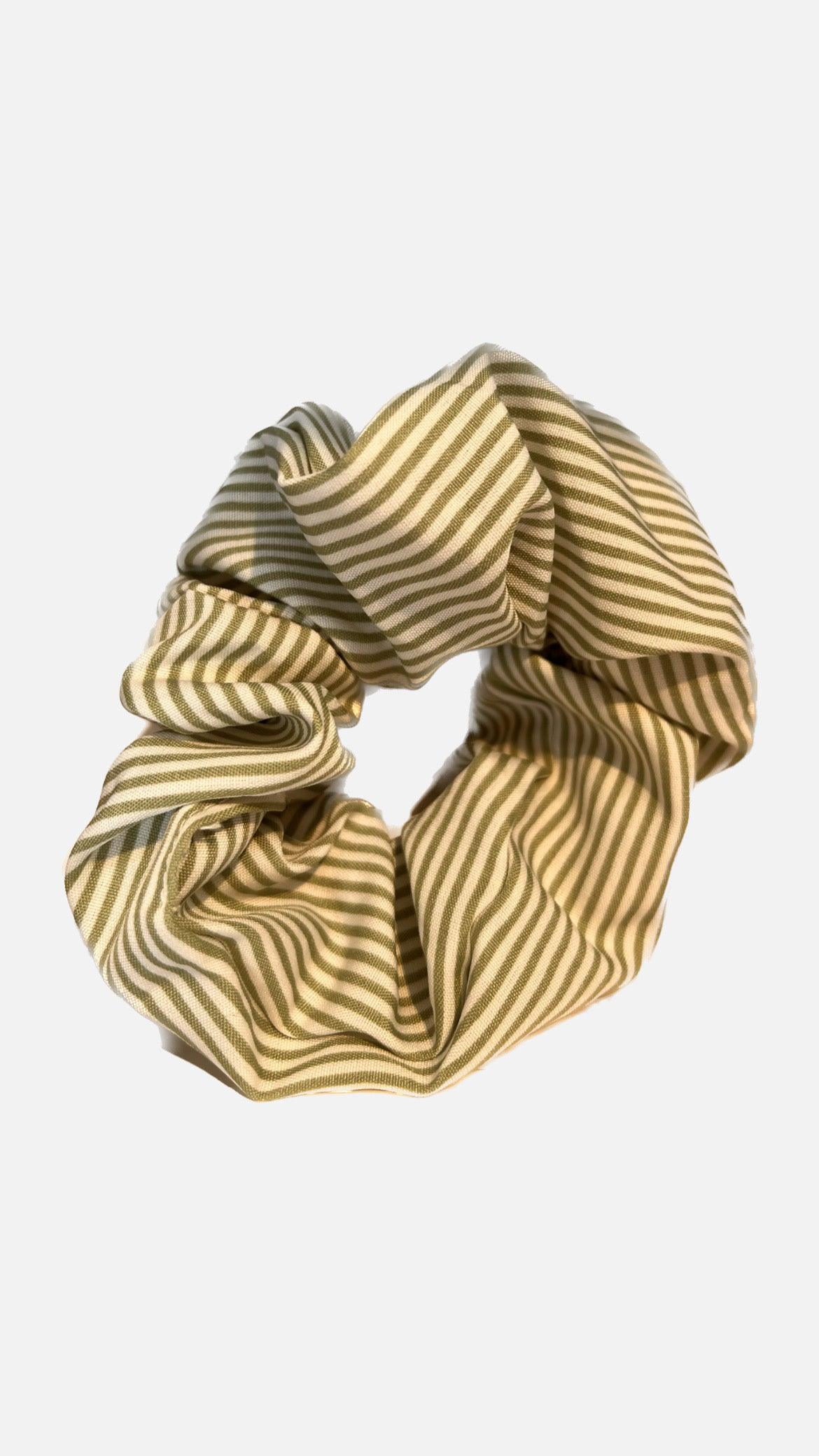 Scrunchie grøn stribet - Damernes Outlet