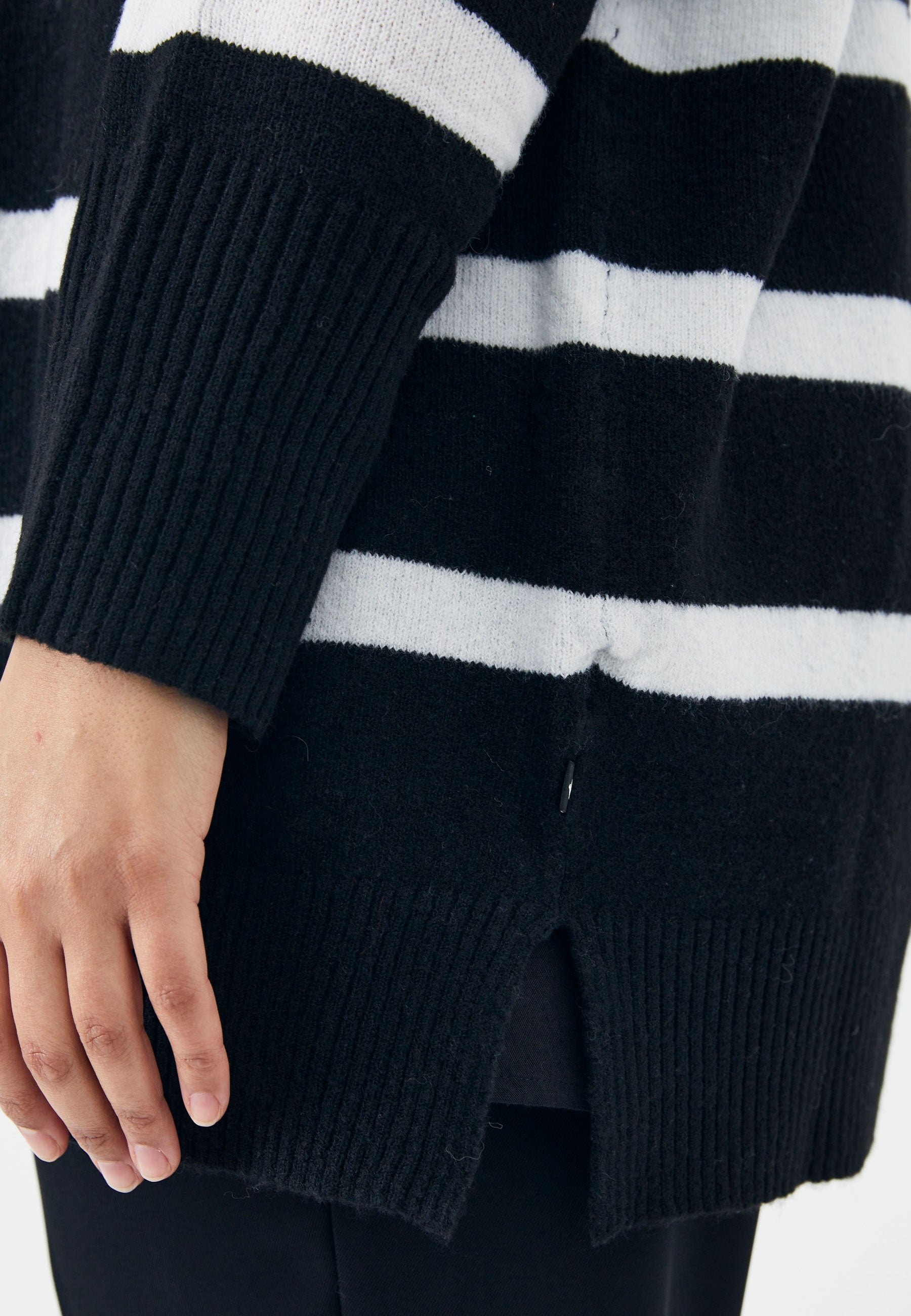 Adia ADDamilio Knit Cardigan 9998 Black