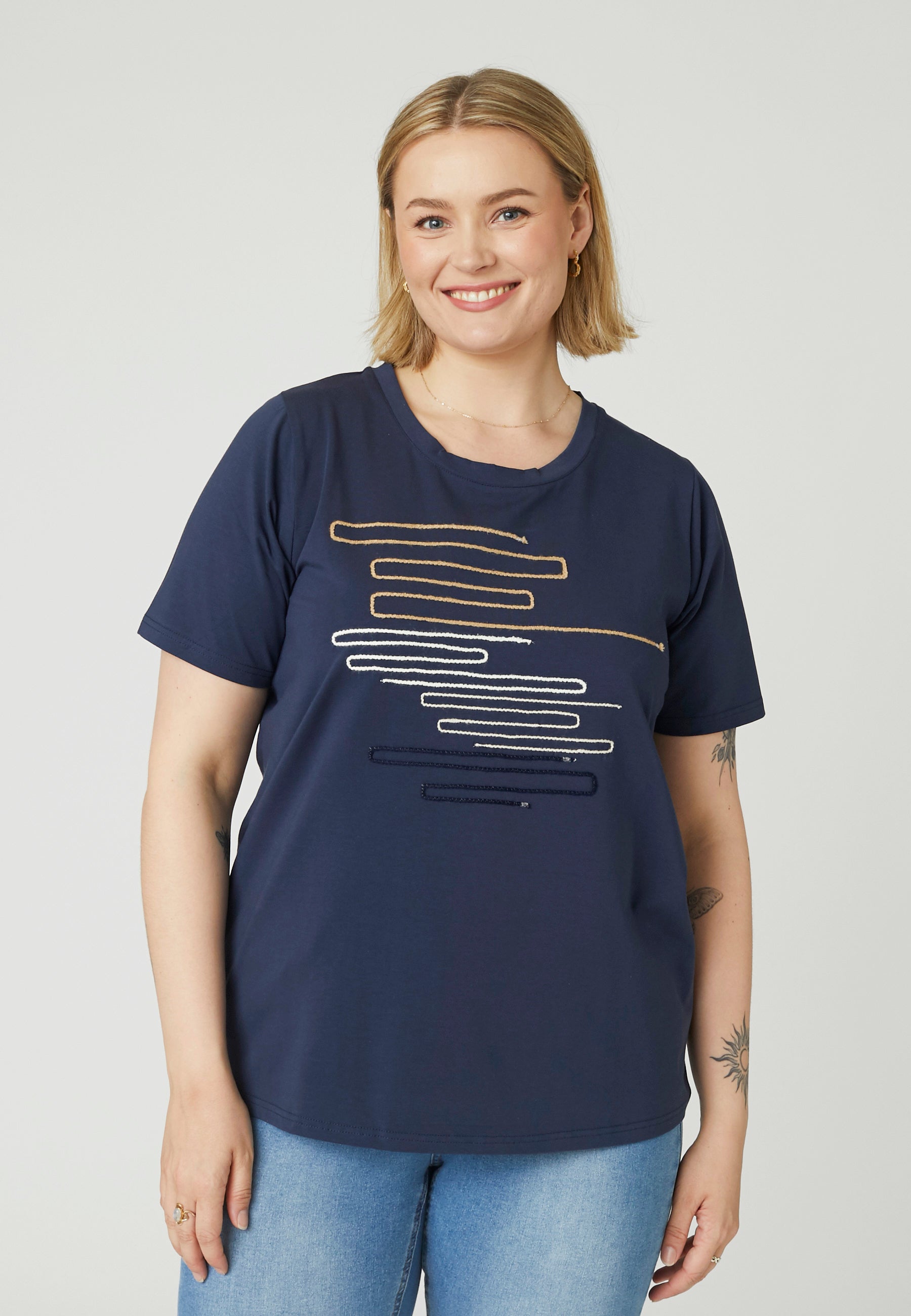 Adia ADFattima T-Shirt 5999 NAVY BLUE