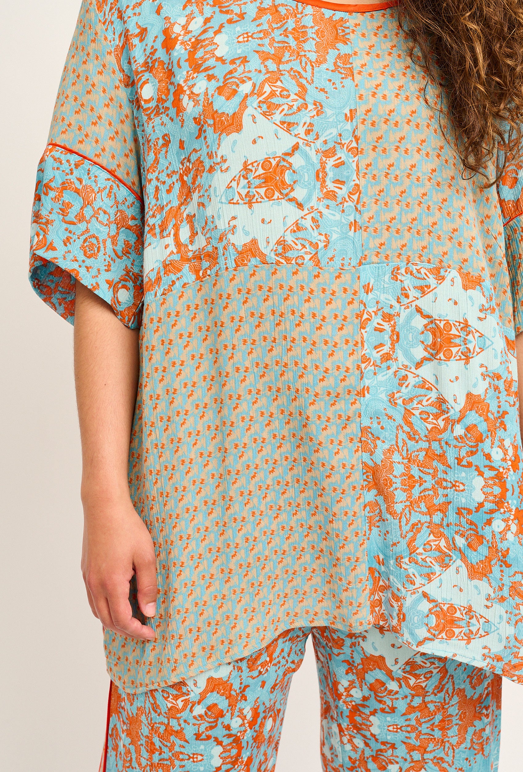 Adia ADSheila Bluser 4724 Dolphin Blue