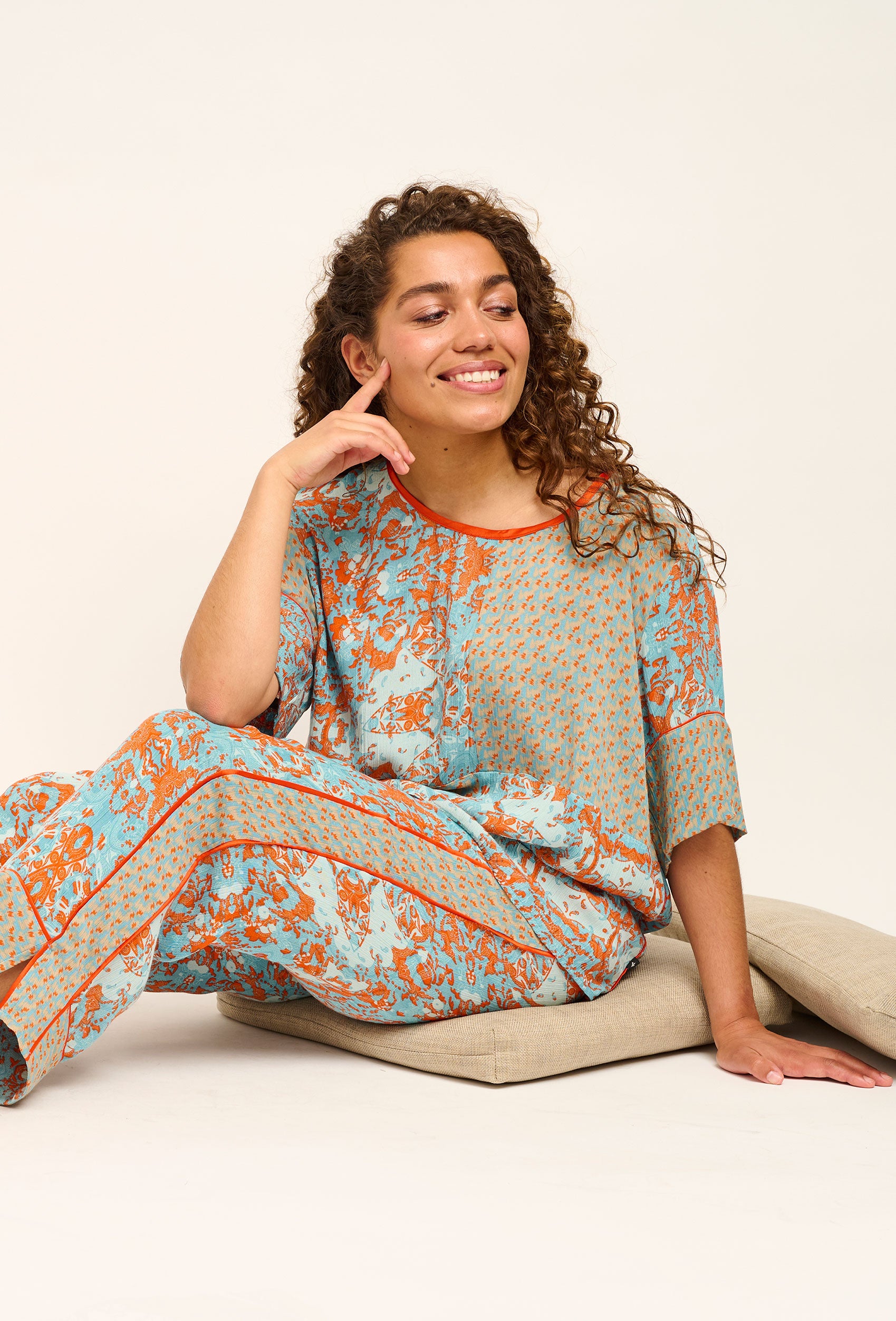 Adia ADSheila Bluser 4724 Dolphin Blue
