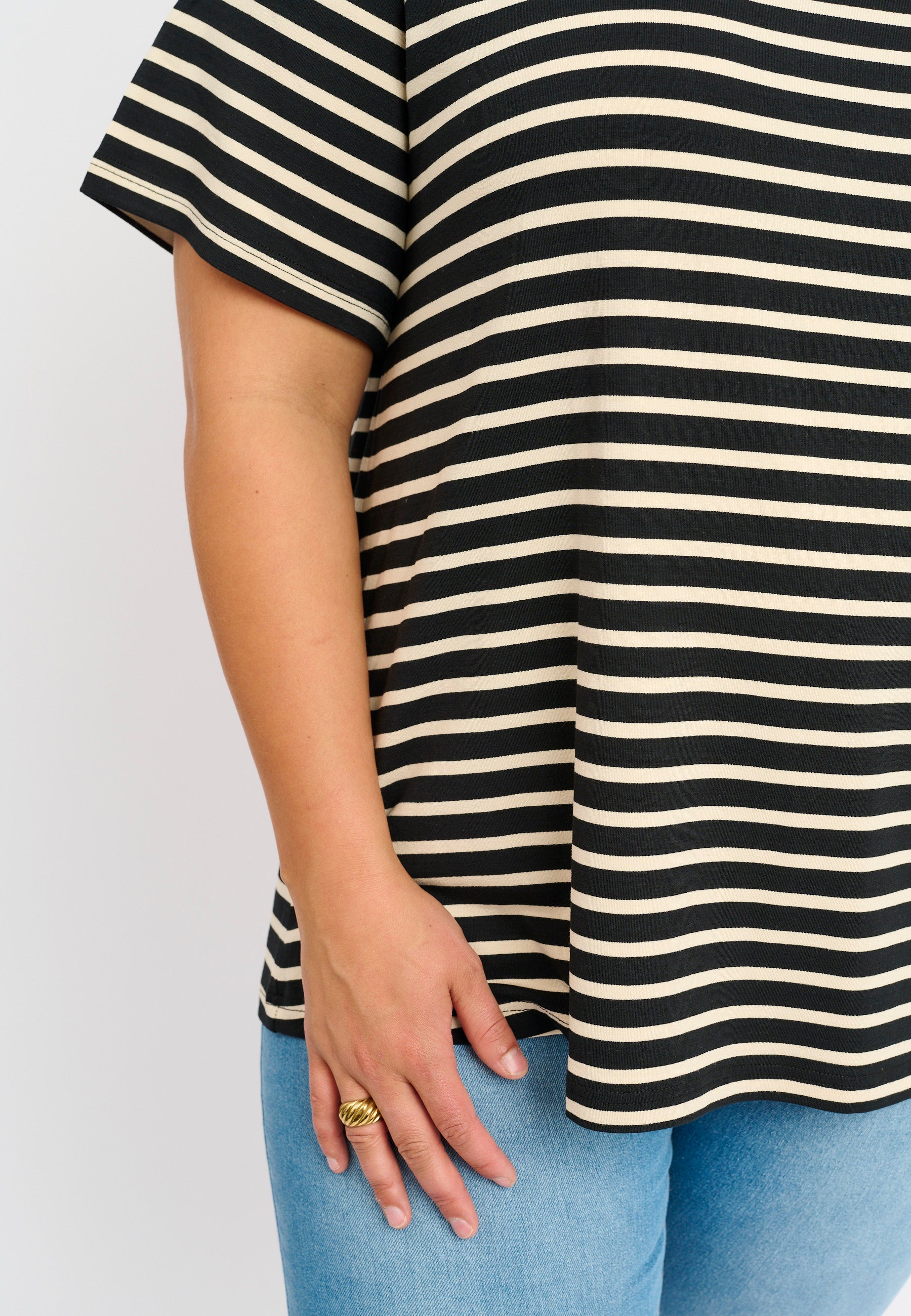 Adia ADVira Bluser 9999 BLACK