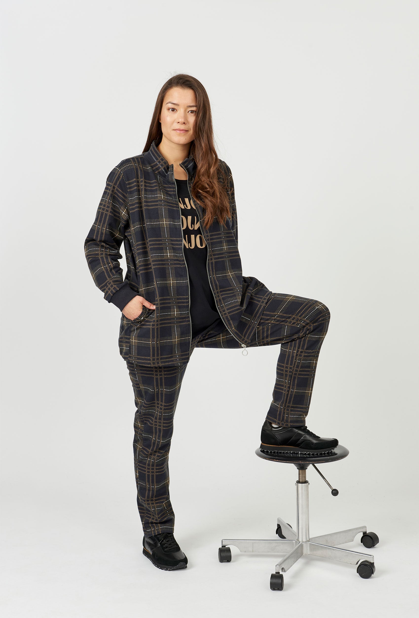 Aprico APConcord Cardigan 010 Black