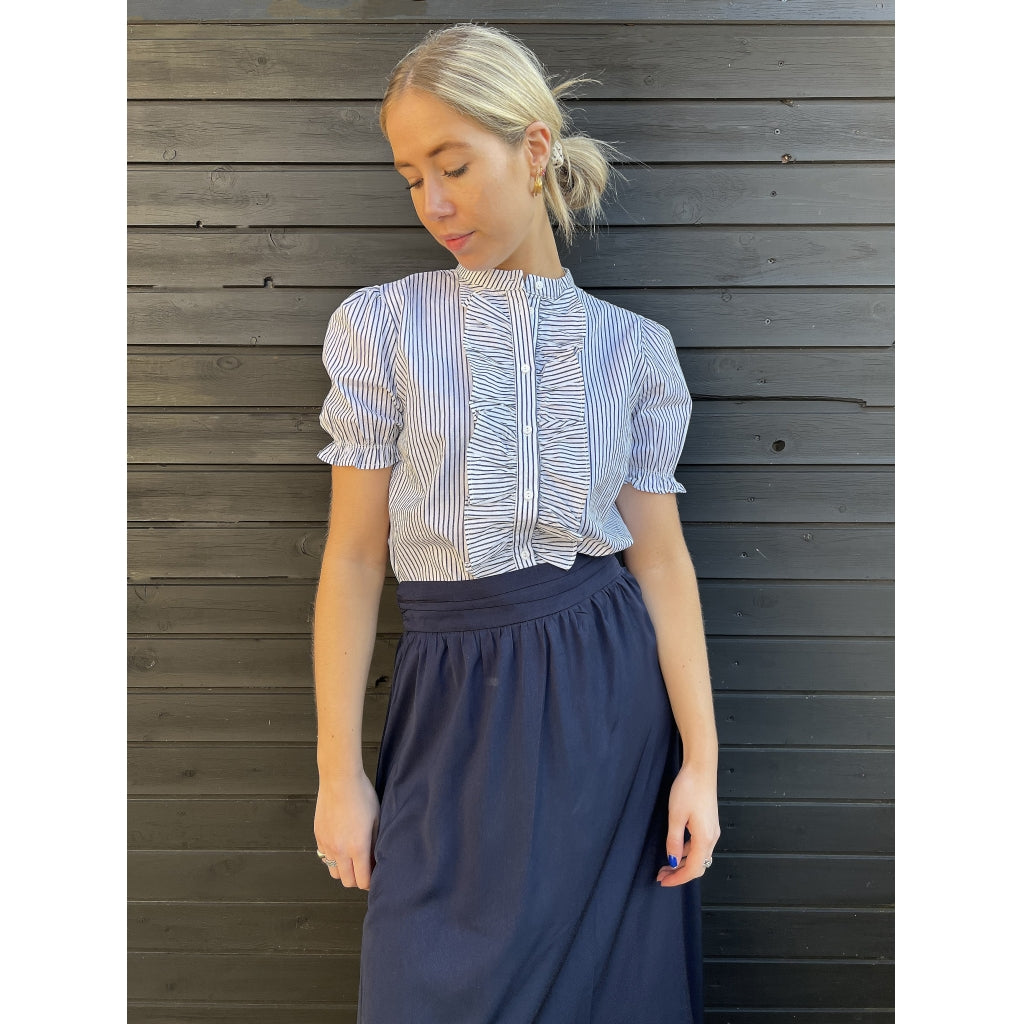 Costamani Beach stripe frill shirt Skjorter og bluser Black white stripe