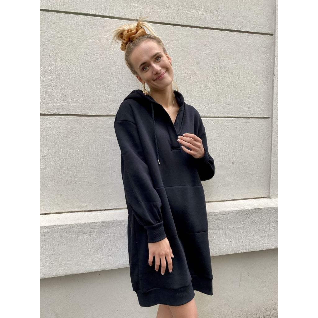 NORR Denver sweat dress Dress Black