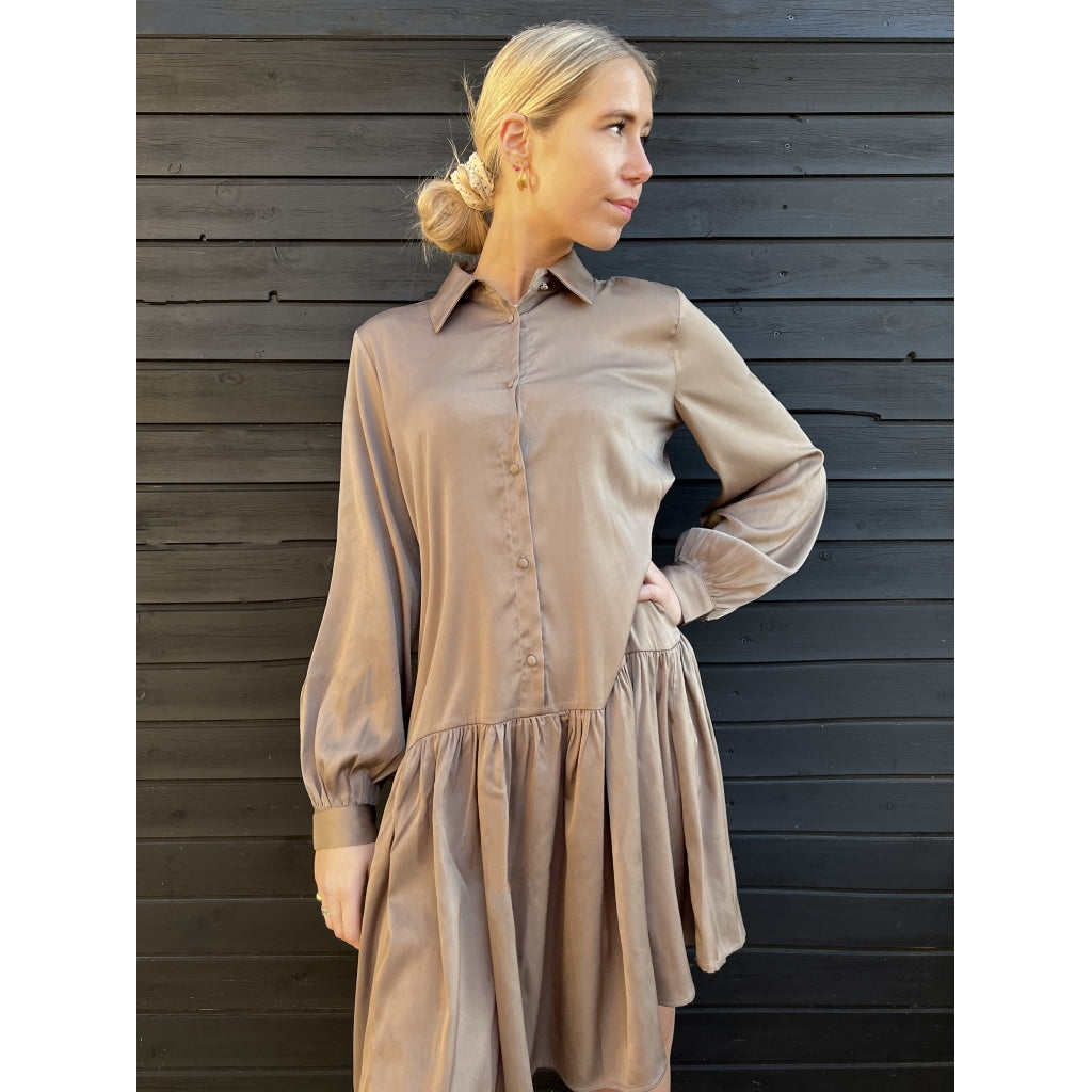 Costamani Diamond dress Dress Dark sand