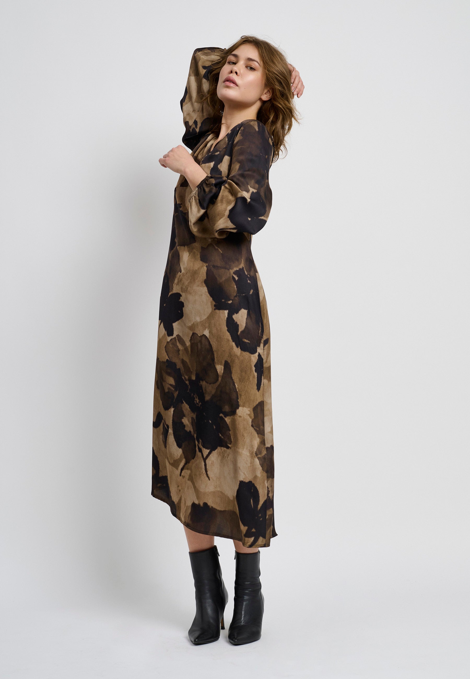 Elton ETKarla Kjoler 1400 sparrow brown