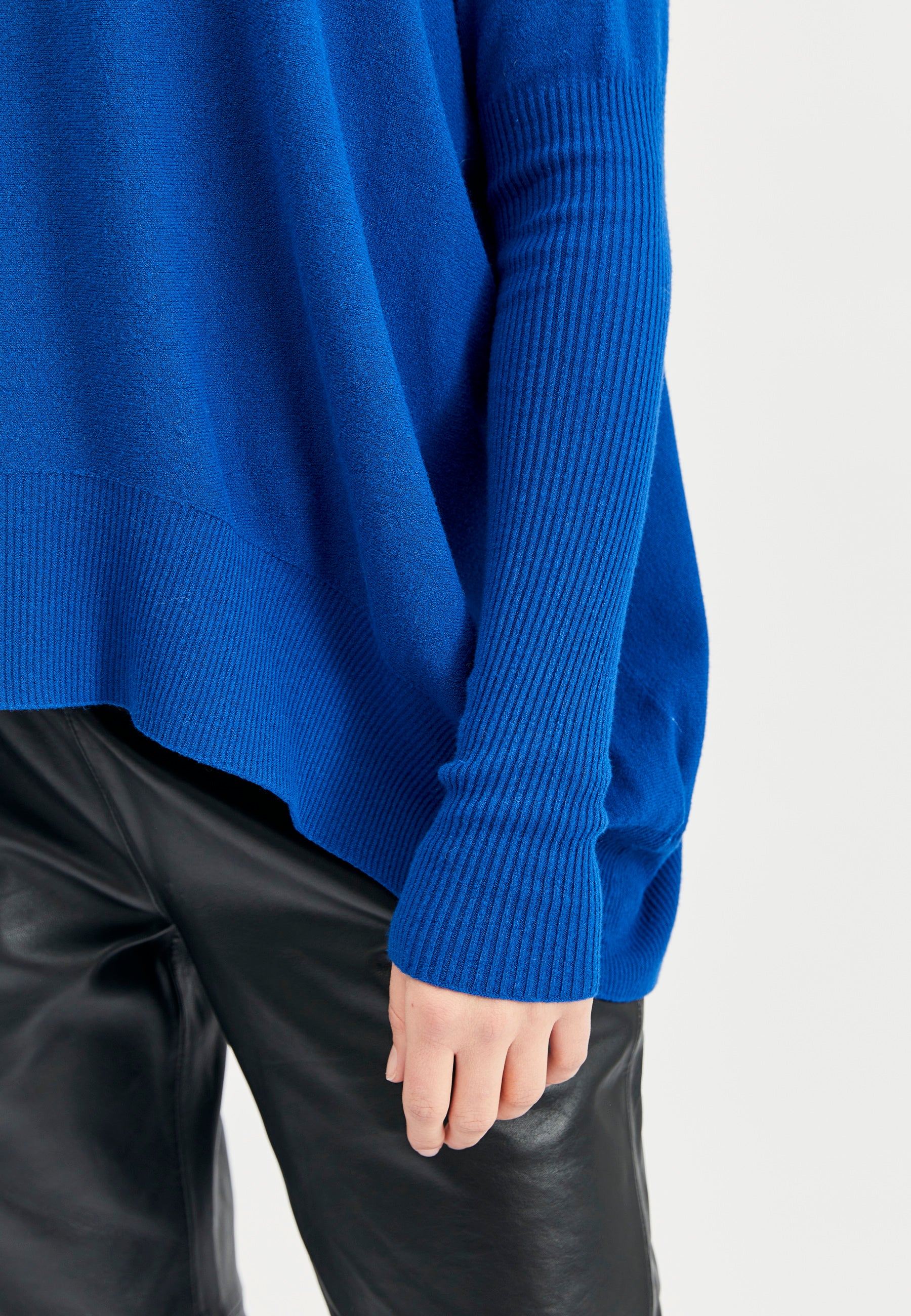 Lind Esther Knit Pullover 276 Lapis Blue