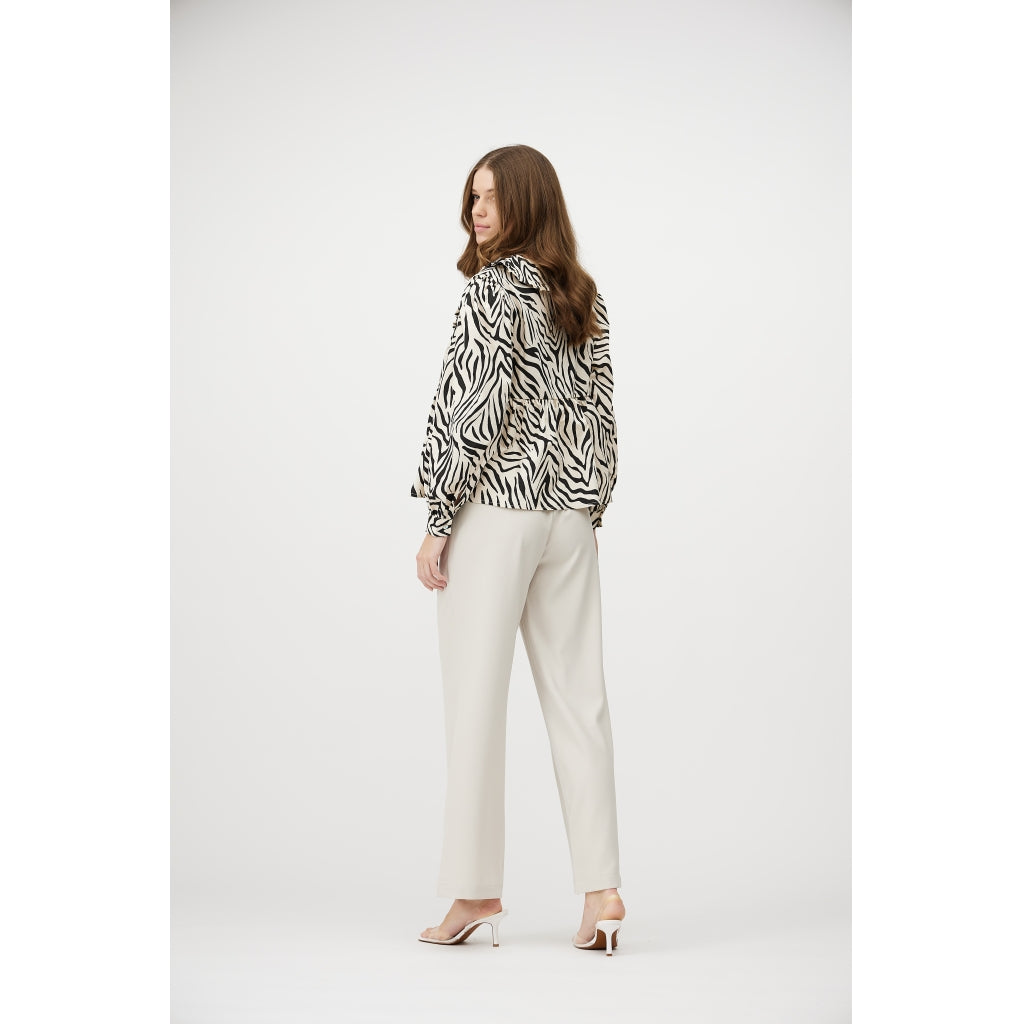 A-View Hirsa shirt Skjorter og bluser Black/white