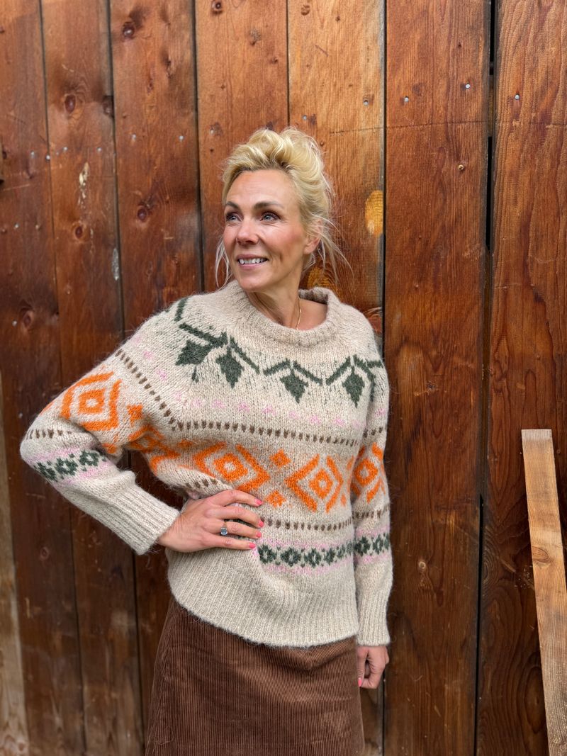 Lind LBAfterski Knit Pullover 1200 SAND