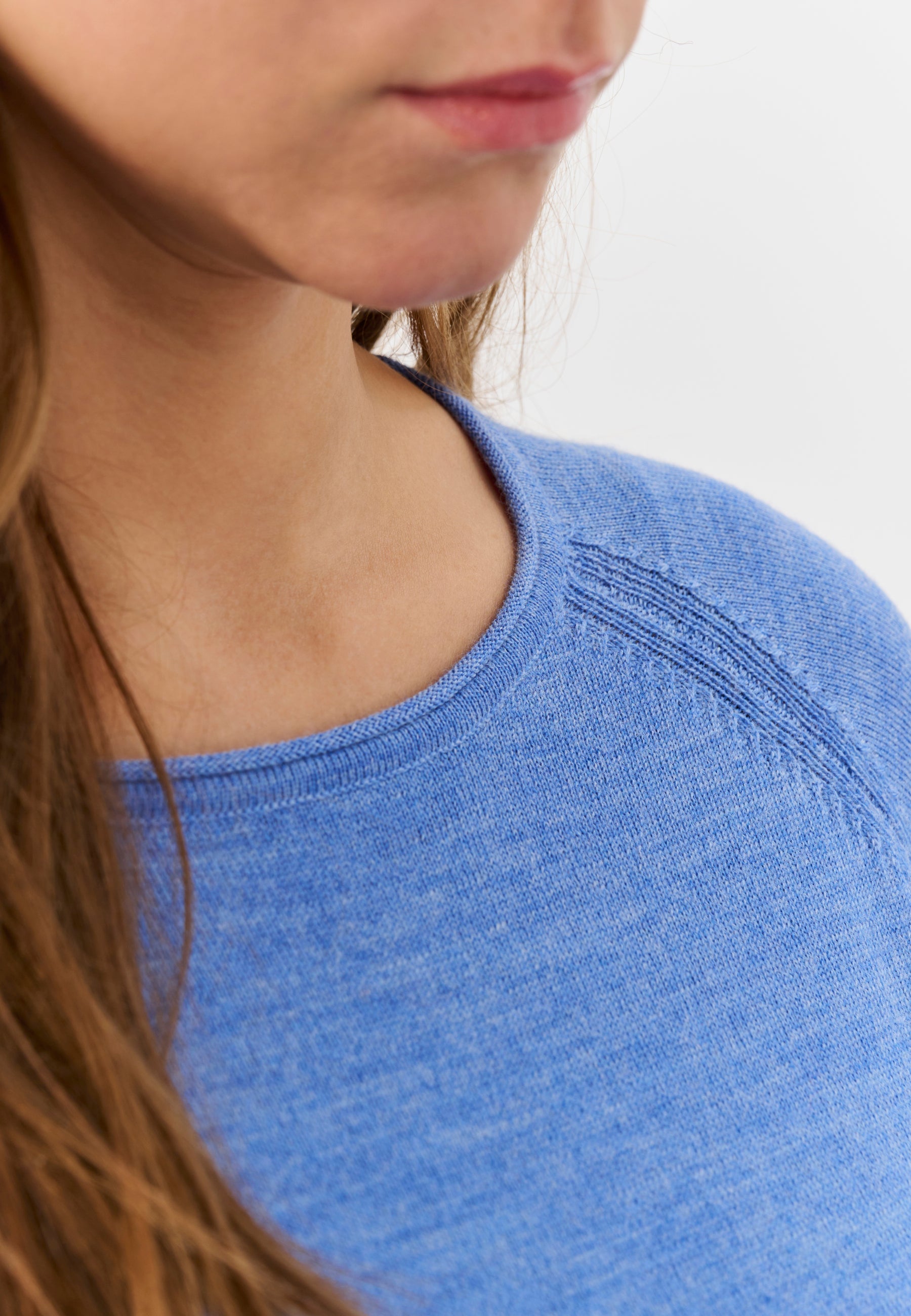 Lind LiKarin Knit Pullover 5260 sky blue melange