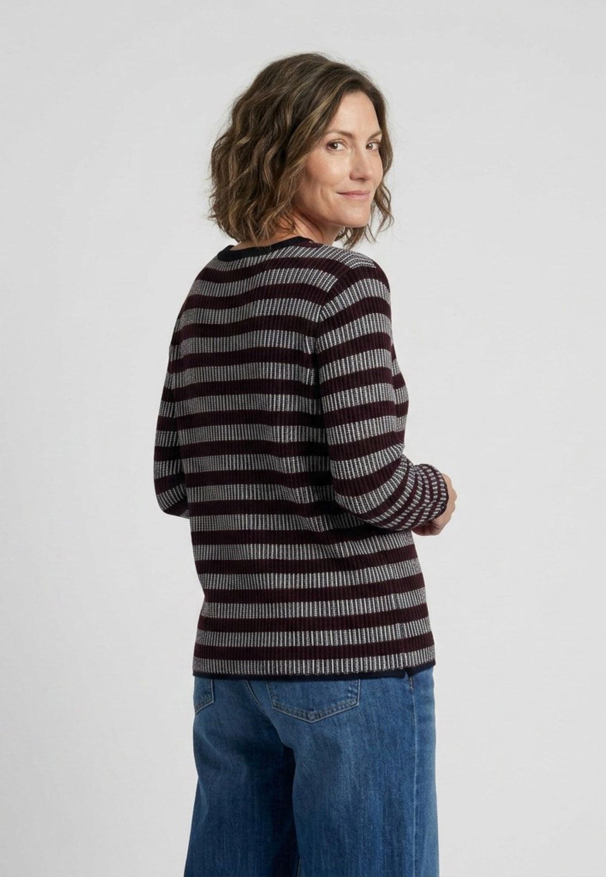 Lind LiNadia Knit Pullover 5999 NAVY BLUE