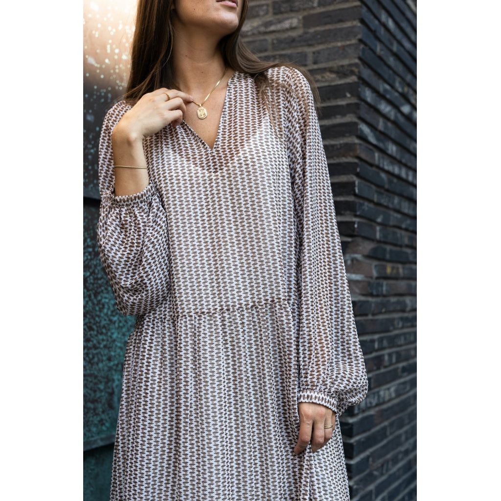 Neo Noir Nadine abstract stripe dress Dress Camel