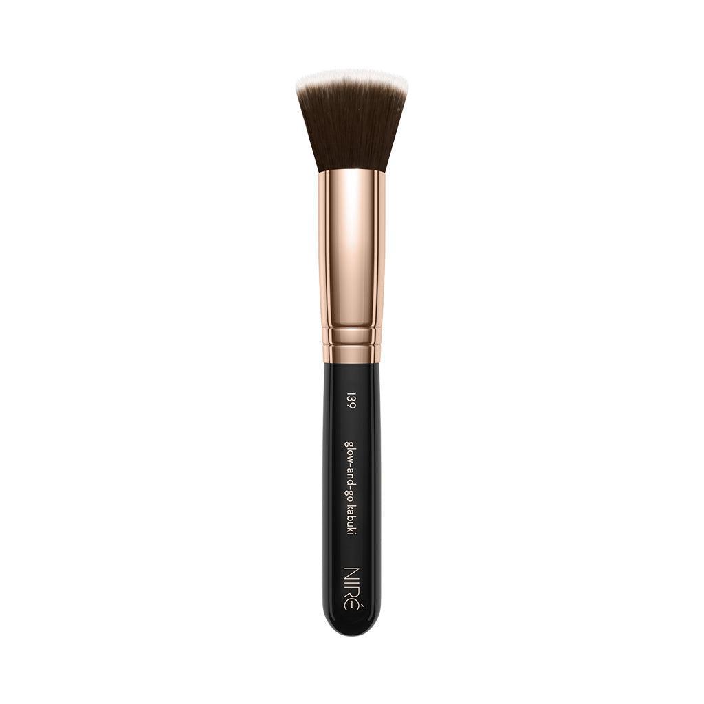 Niré - 139 Glow-And-Go Kabuki Brush - Damernes Outlet