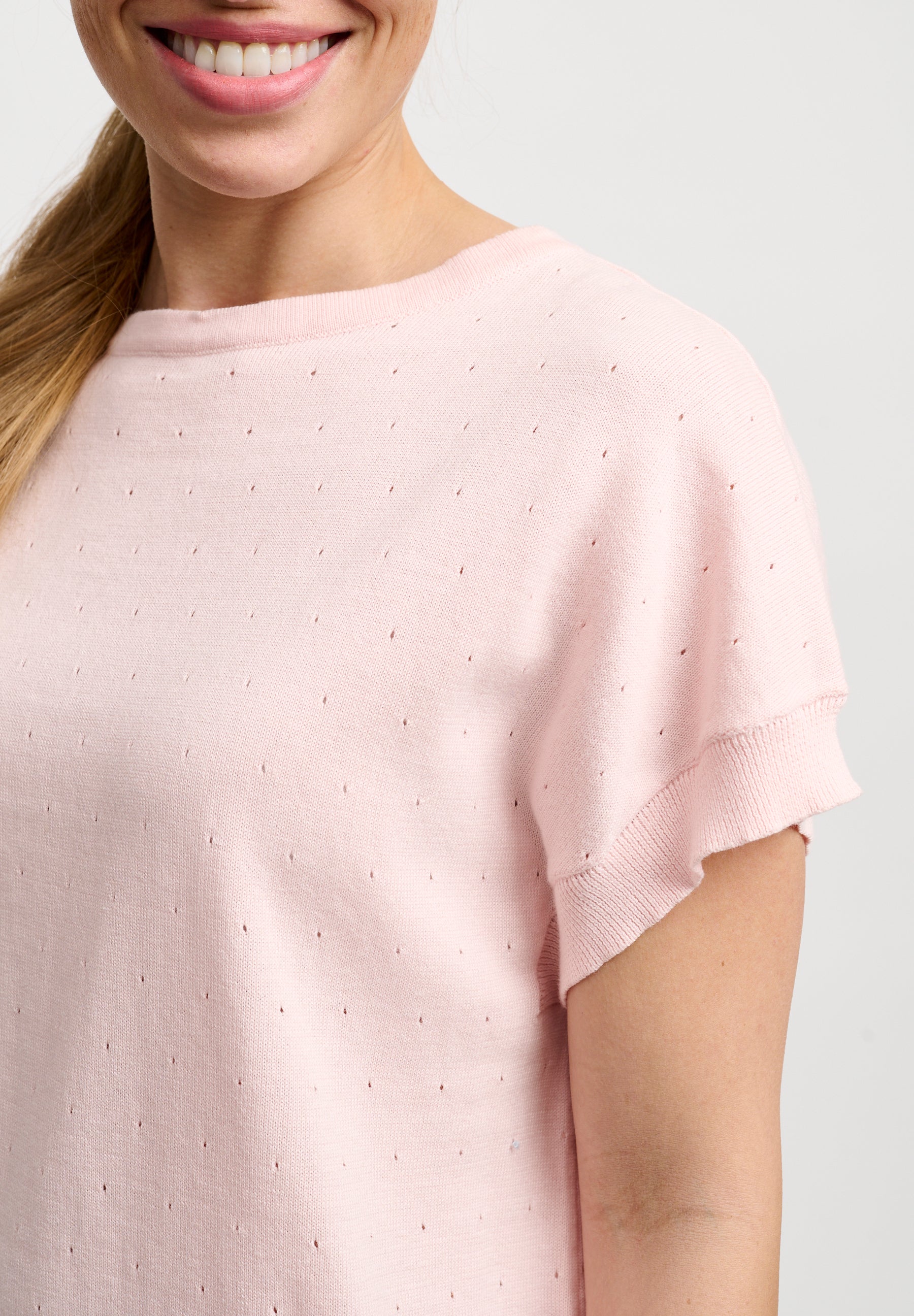 Lind Victoria Knit Pullover 904 Rose