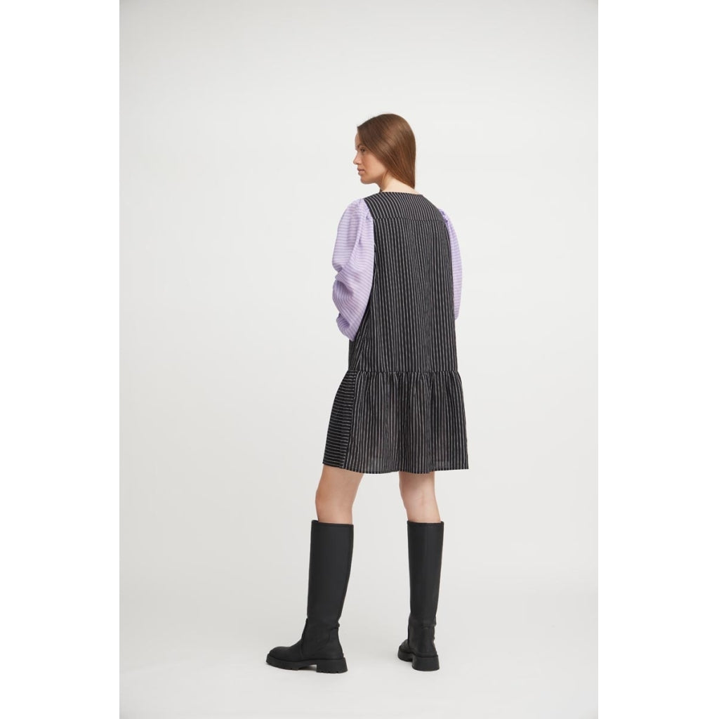 A-View Villevei dress Dress Black/pink/lavender