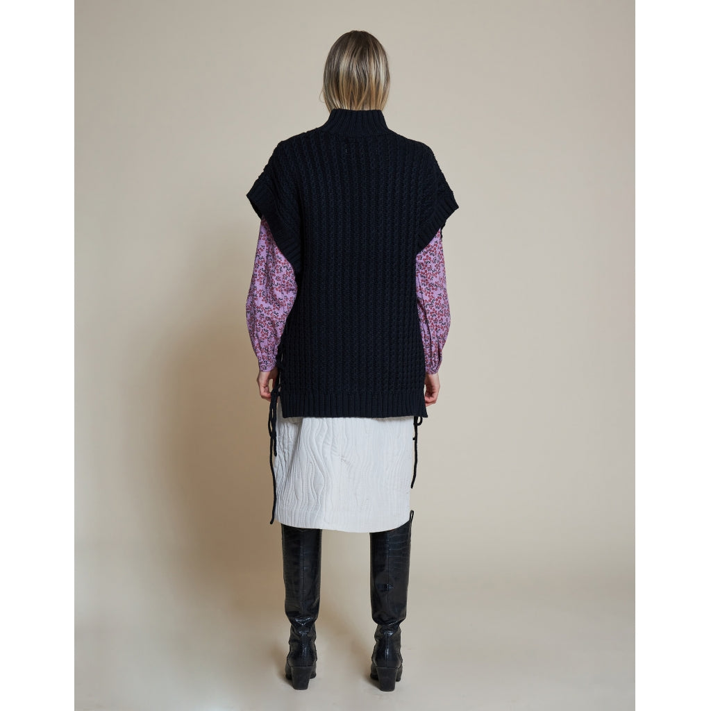 Stella Nova Yonna sleeveless Knit Ultra navy